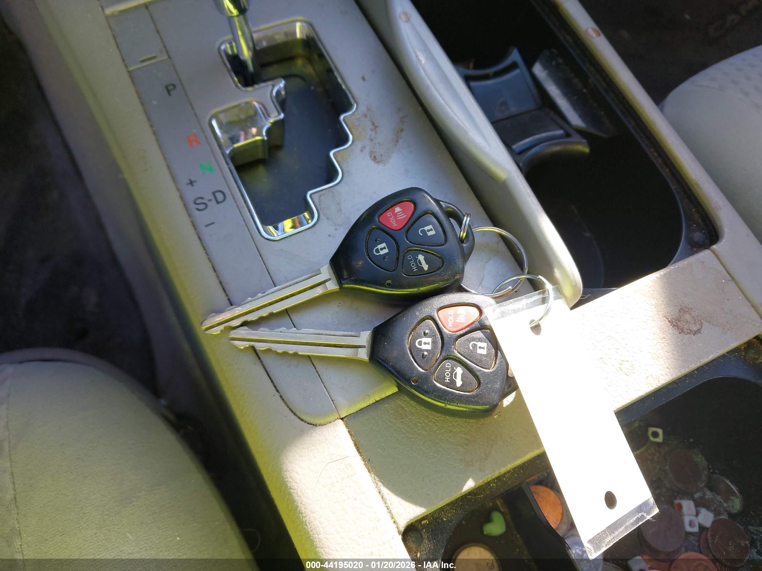 TOYOTA CAMRY image 11