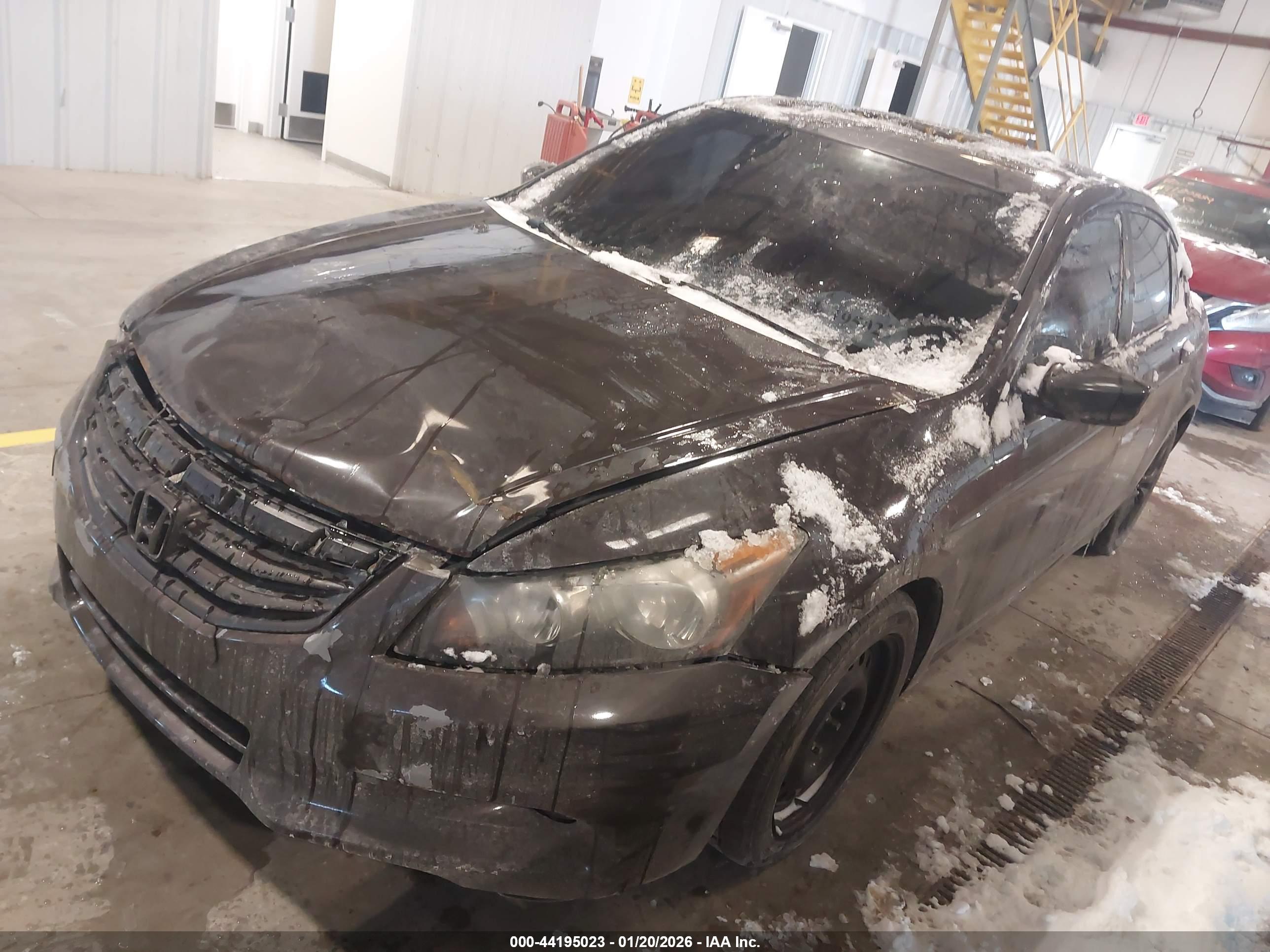 HONDA ACCORD image 2