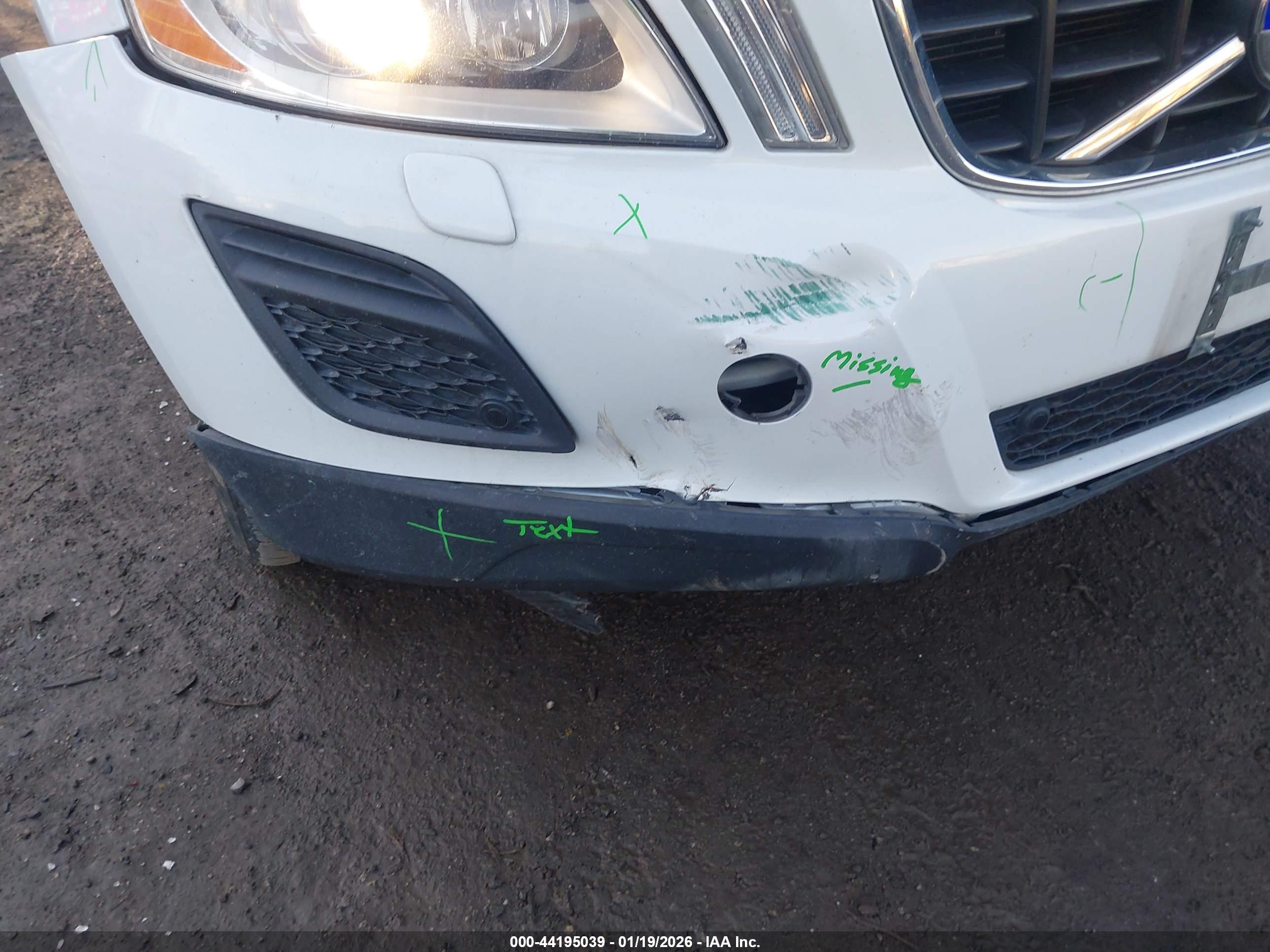 VOLVO XC60 image 6