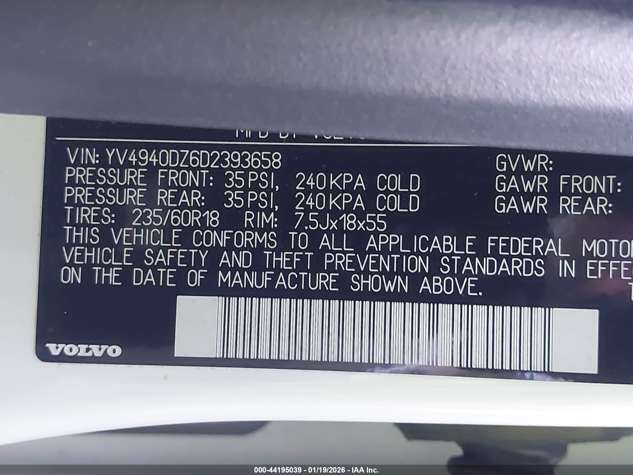 VOLVO XC60 image 9