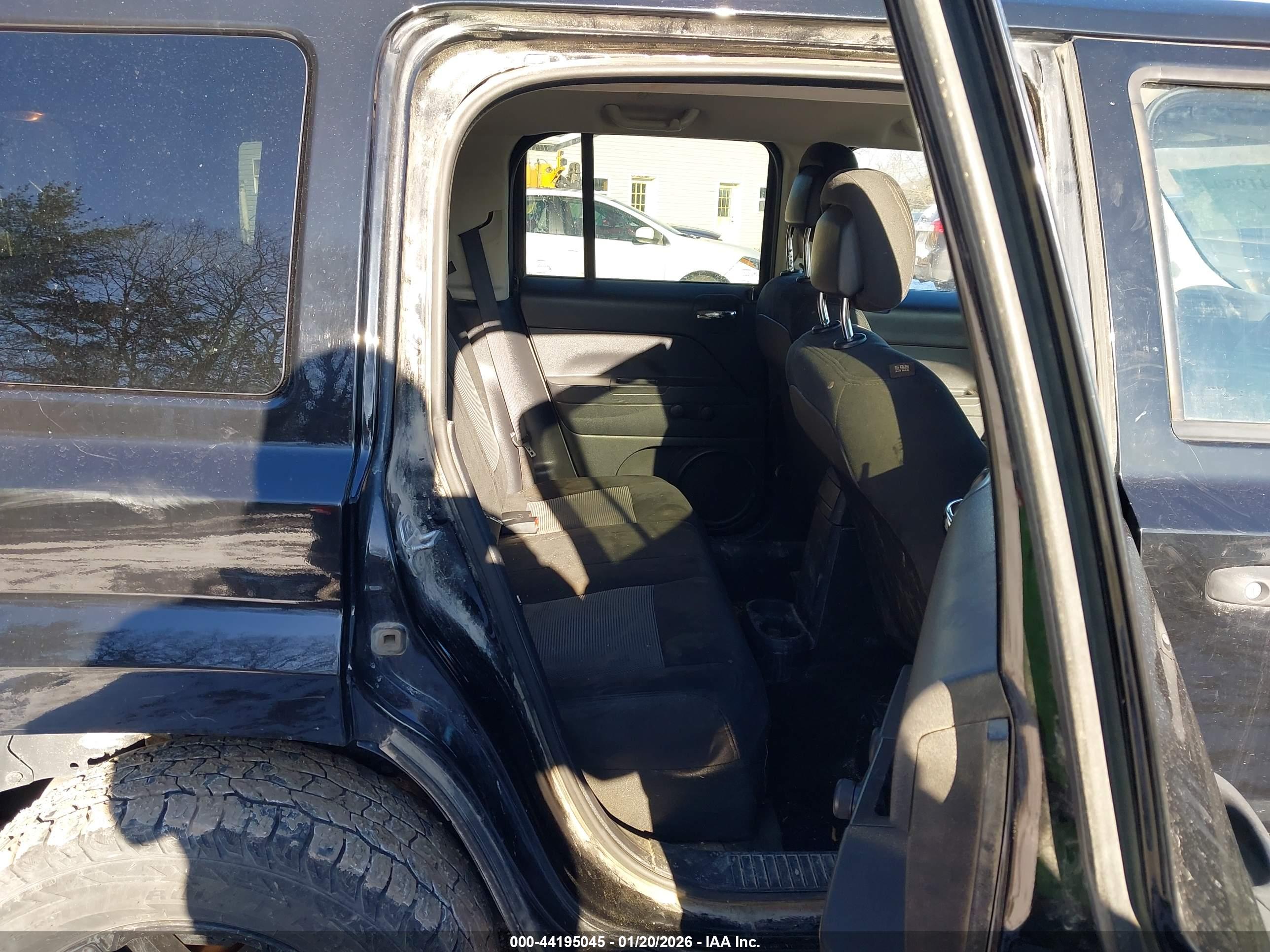 JEEP PATRIOT image 8