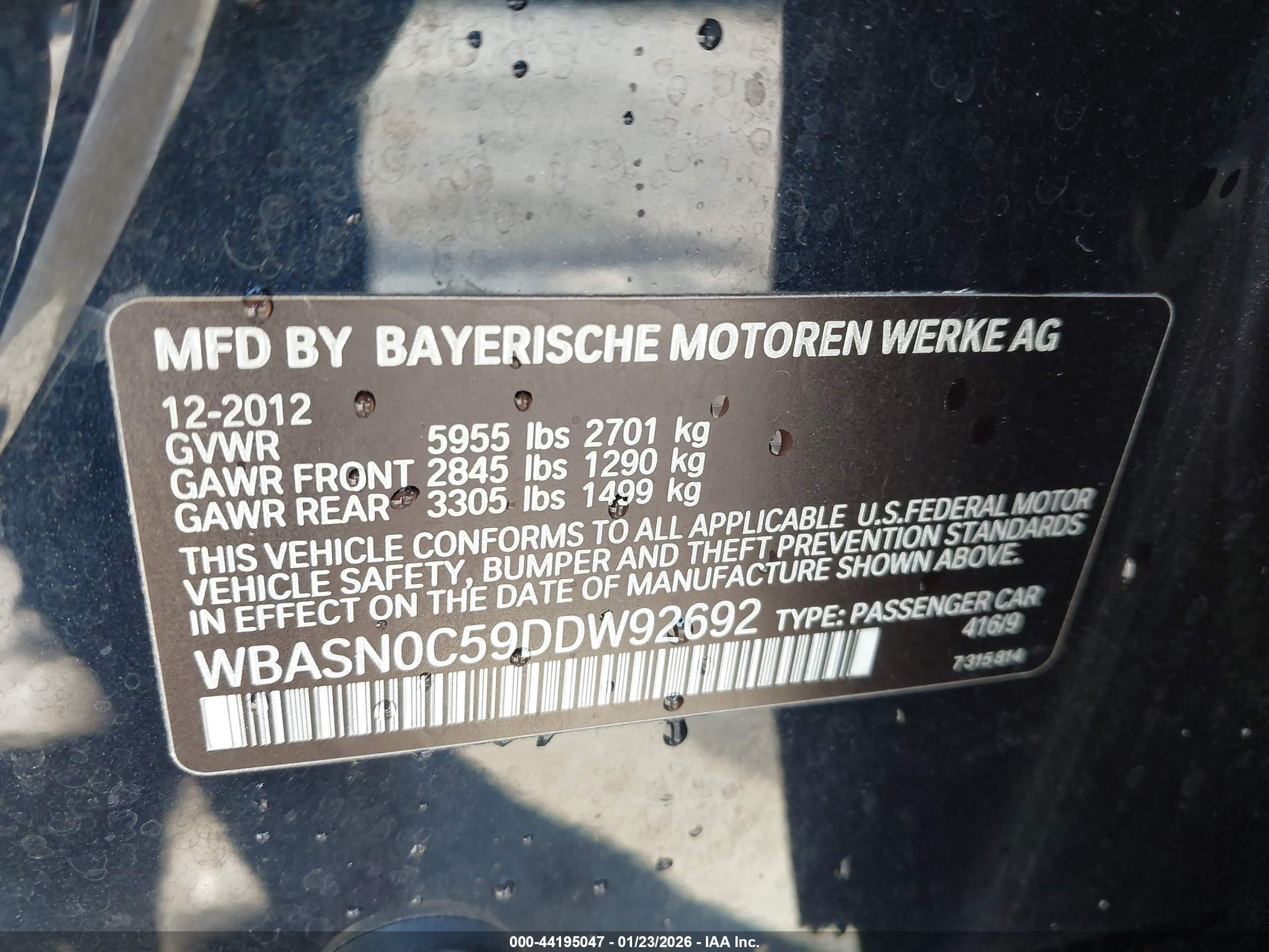BMW 550I image 9