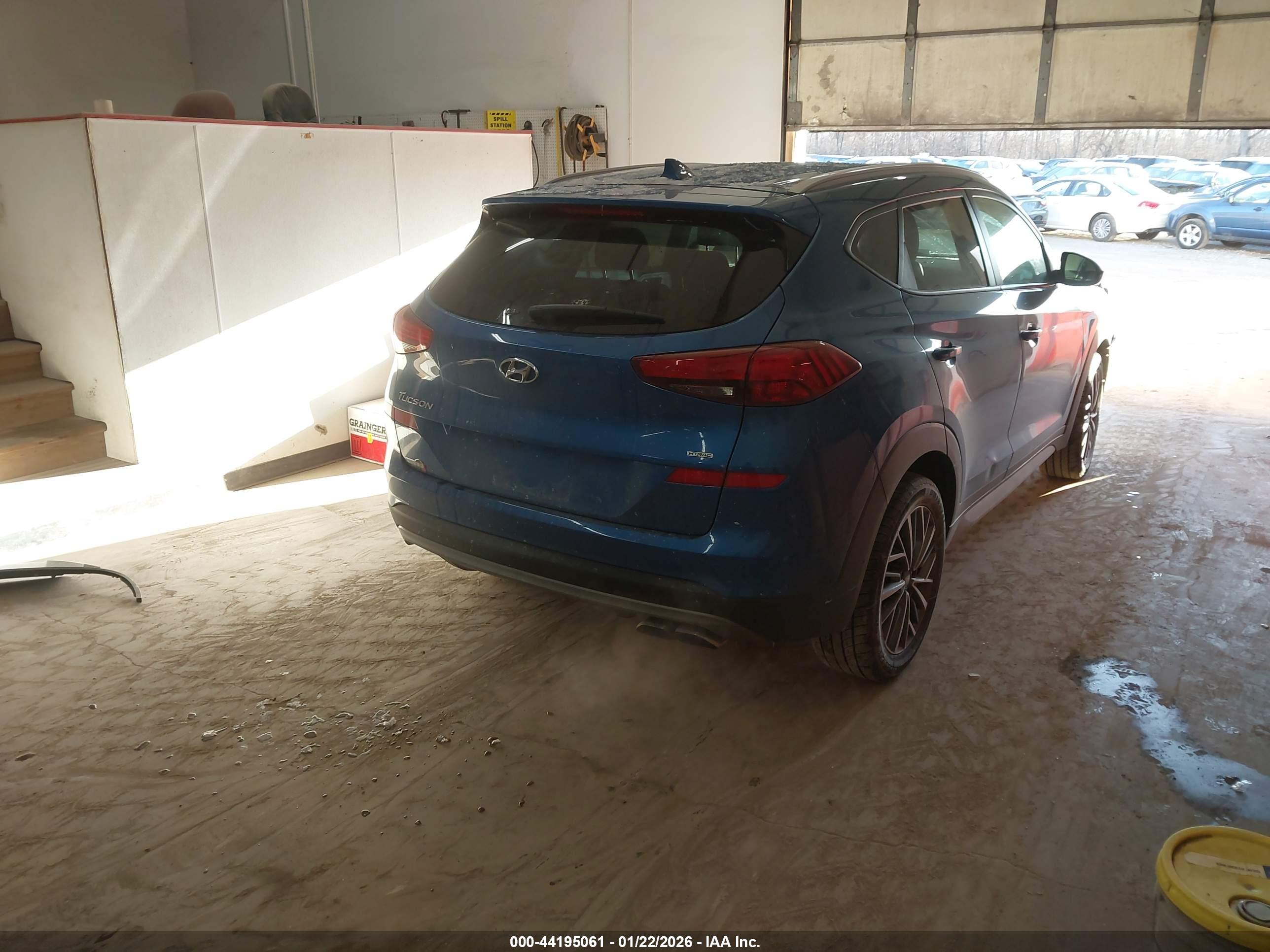 HYUNDAI TUCSON image 4