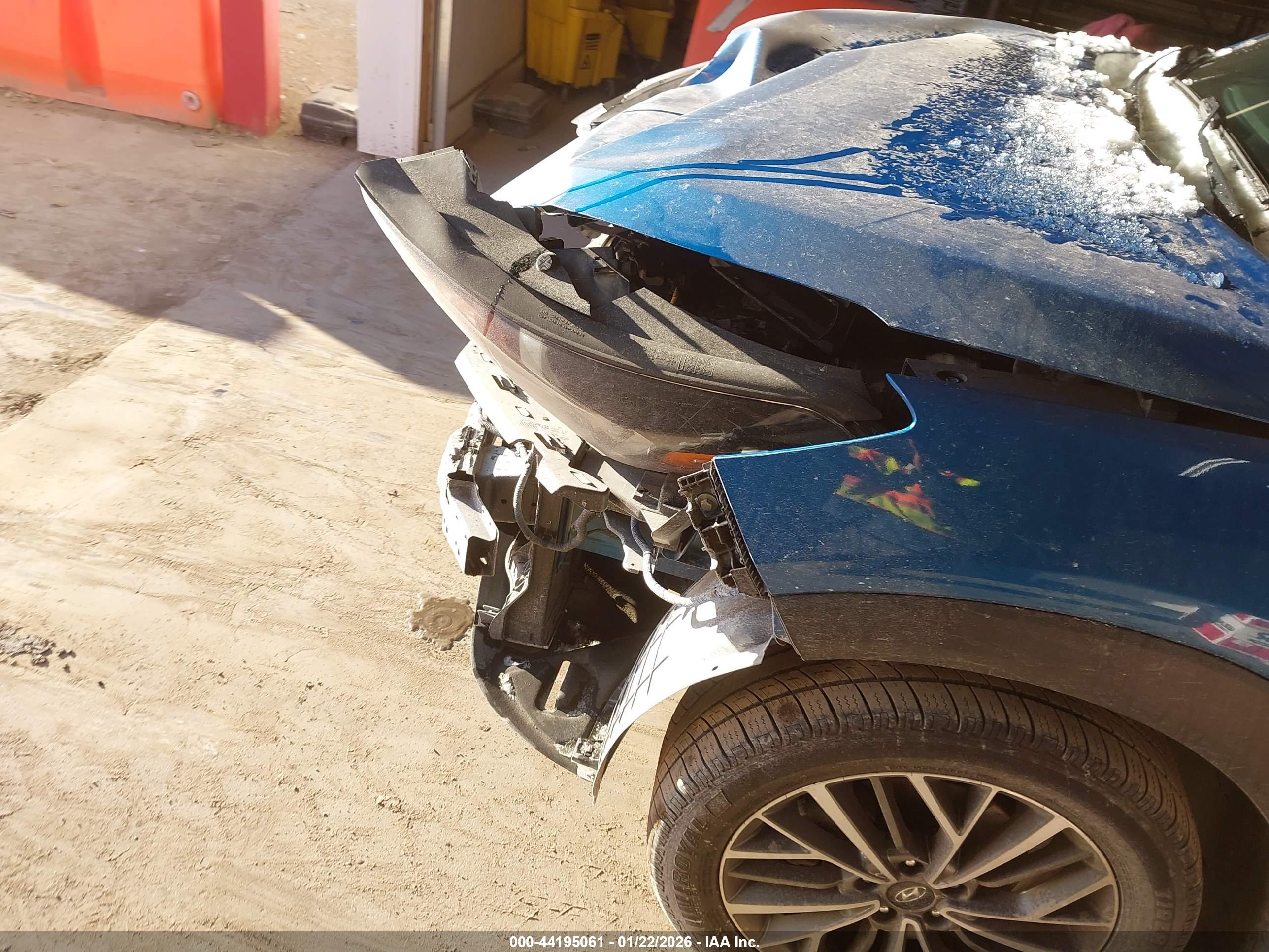 HYUNDAI TUCSON image 6