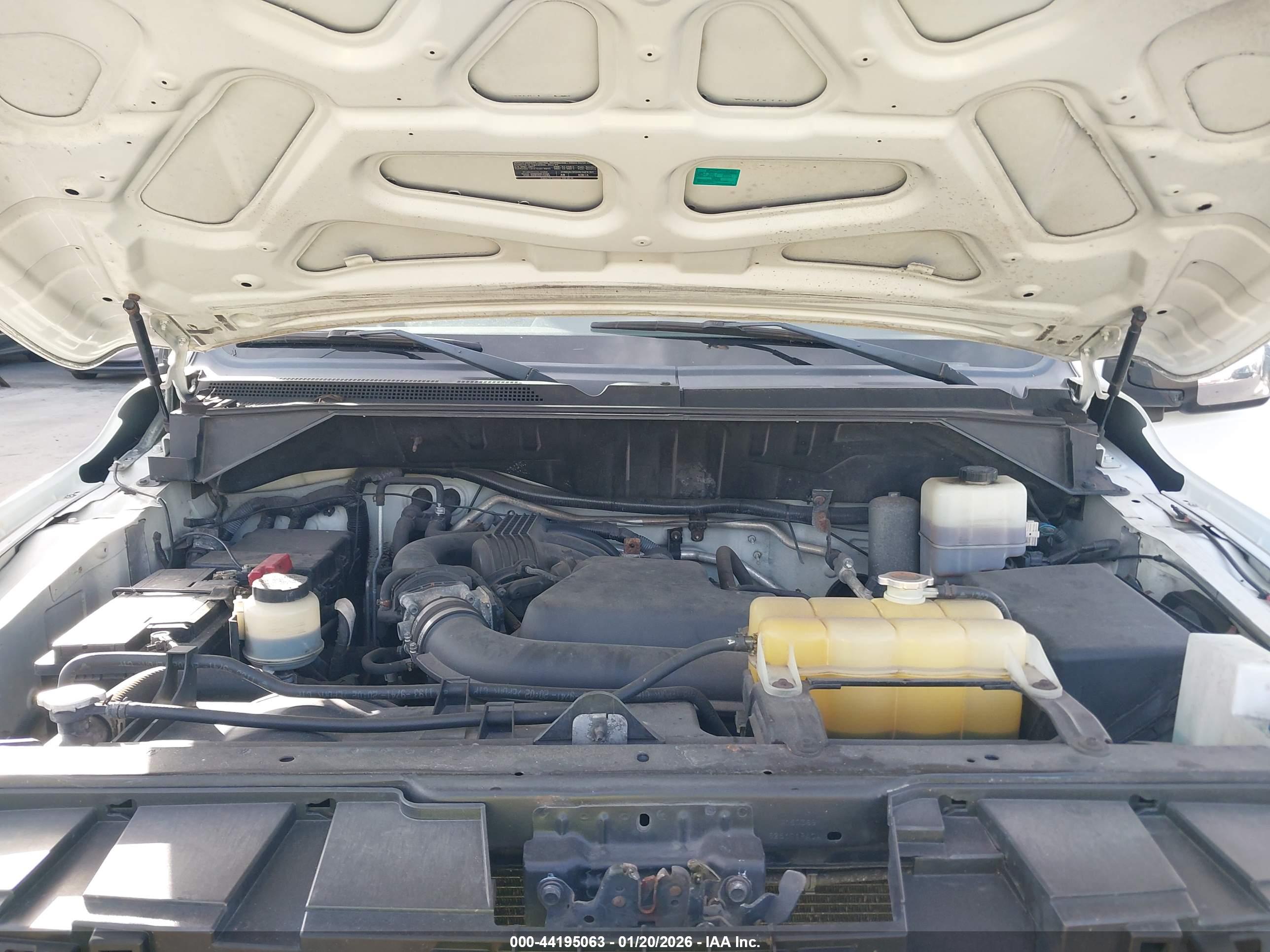 NISSAN NV image 10