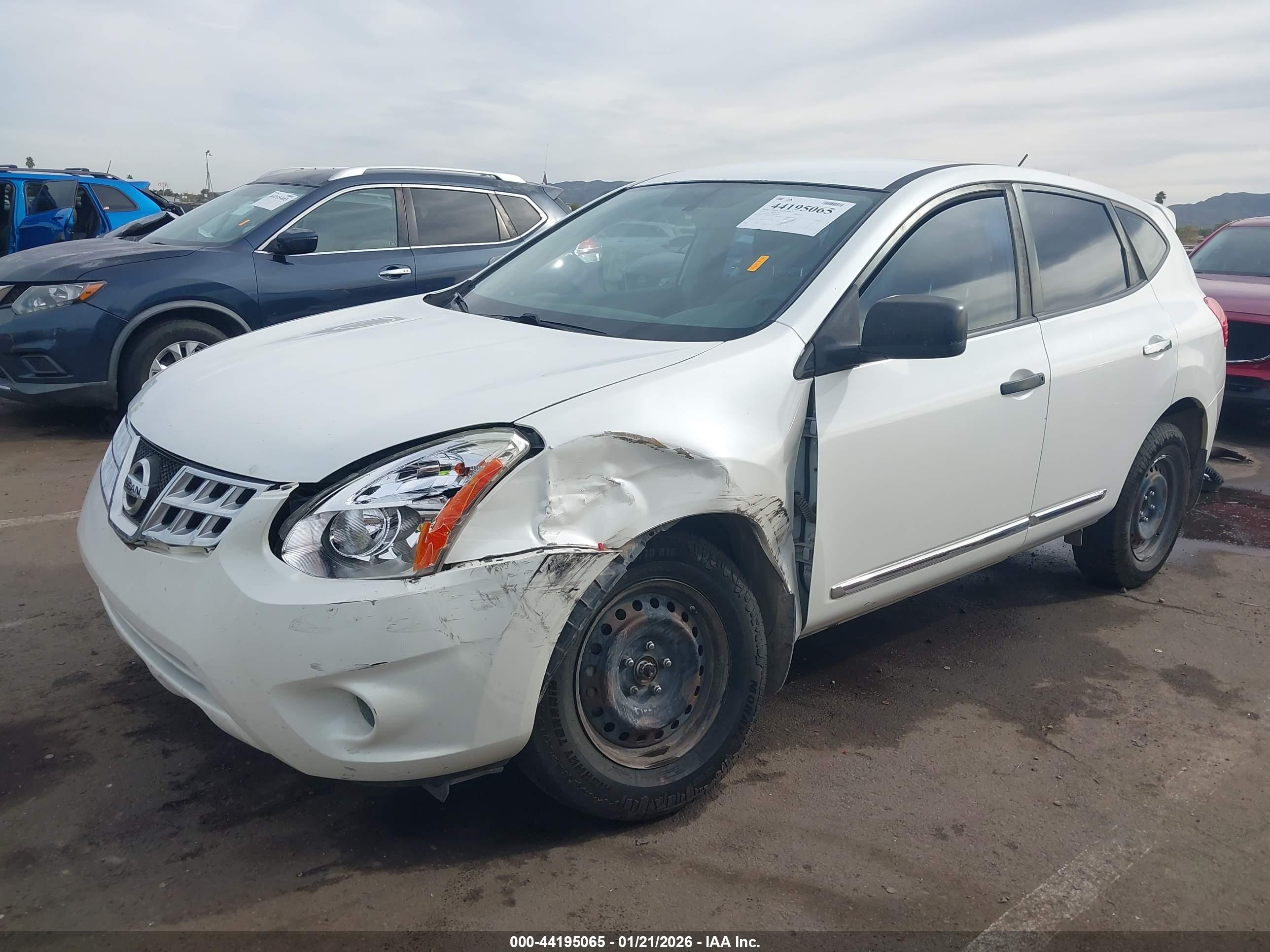 NISSAN ROGUE image 2