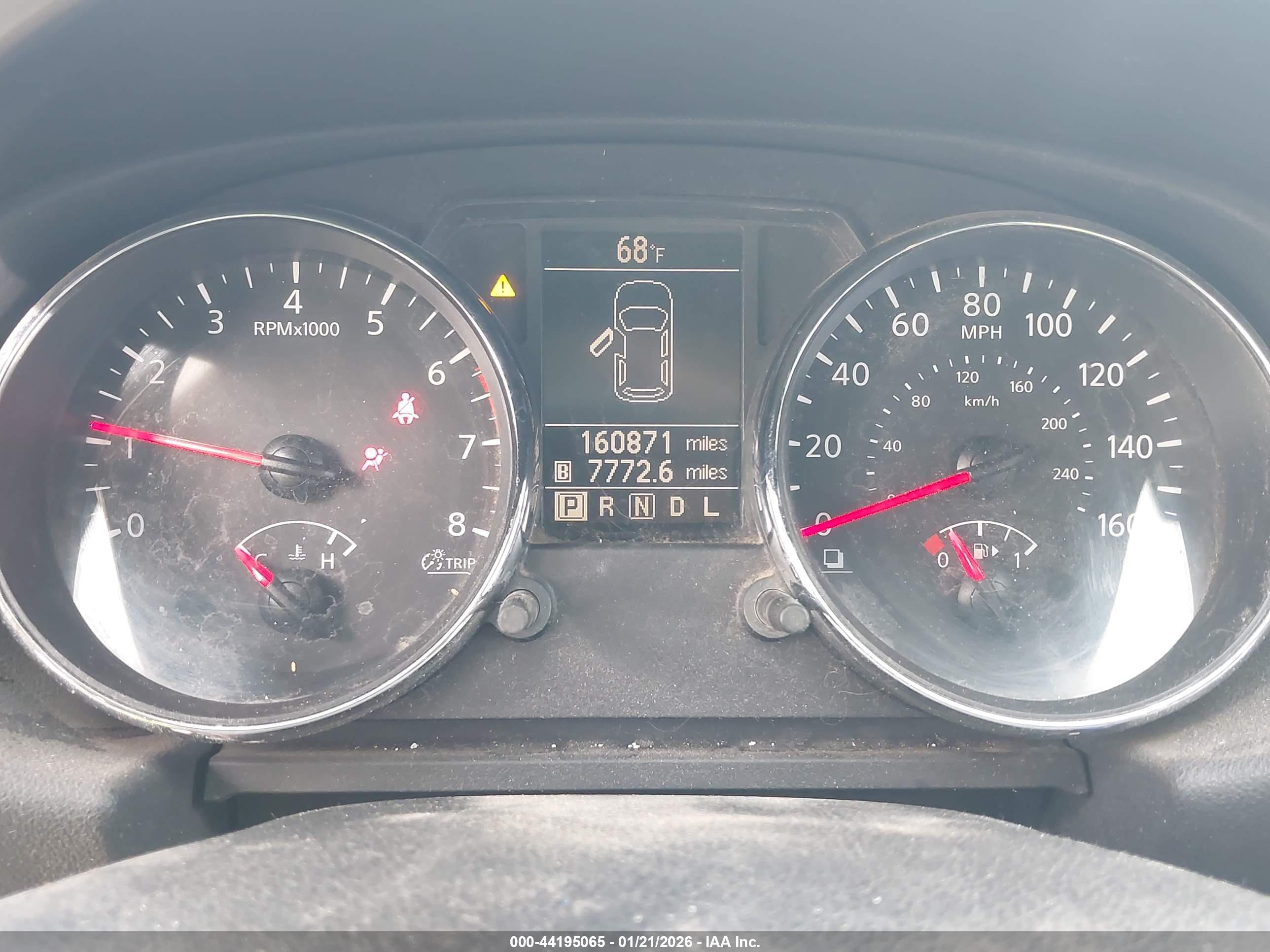 NISSAN ROGUE image 7