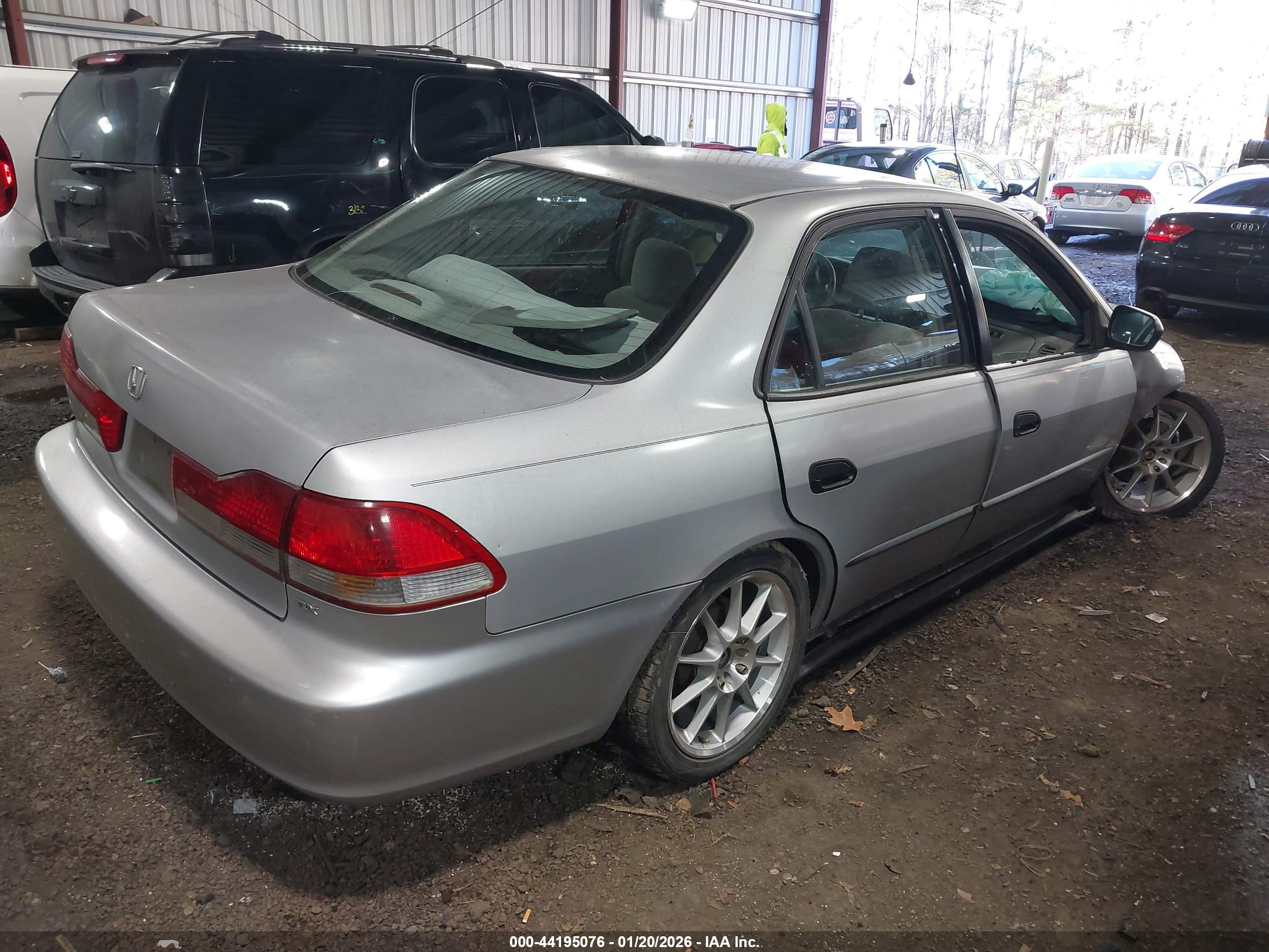 HONDA ACCORD image 4
