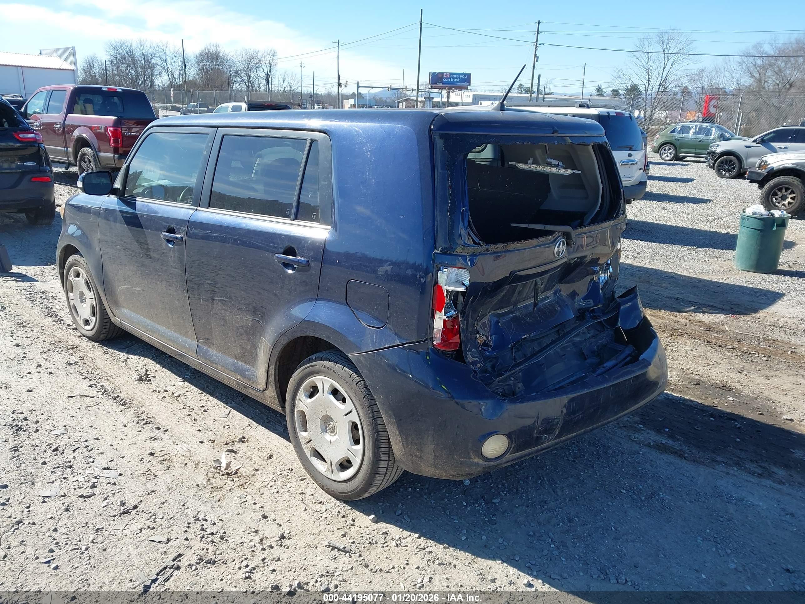 SCION XB image 3