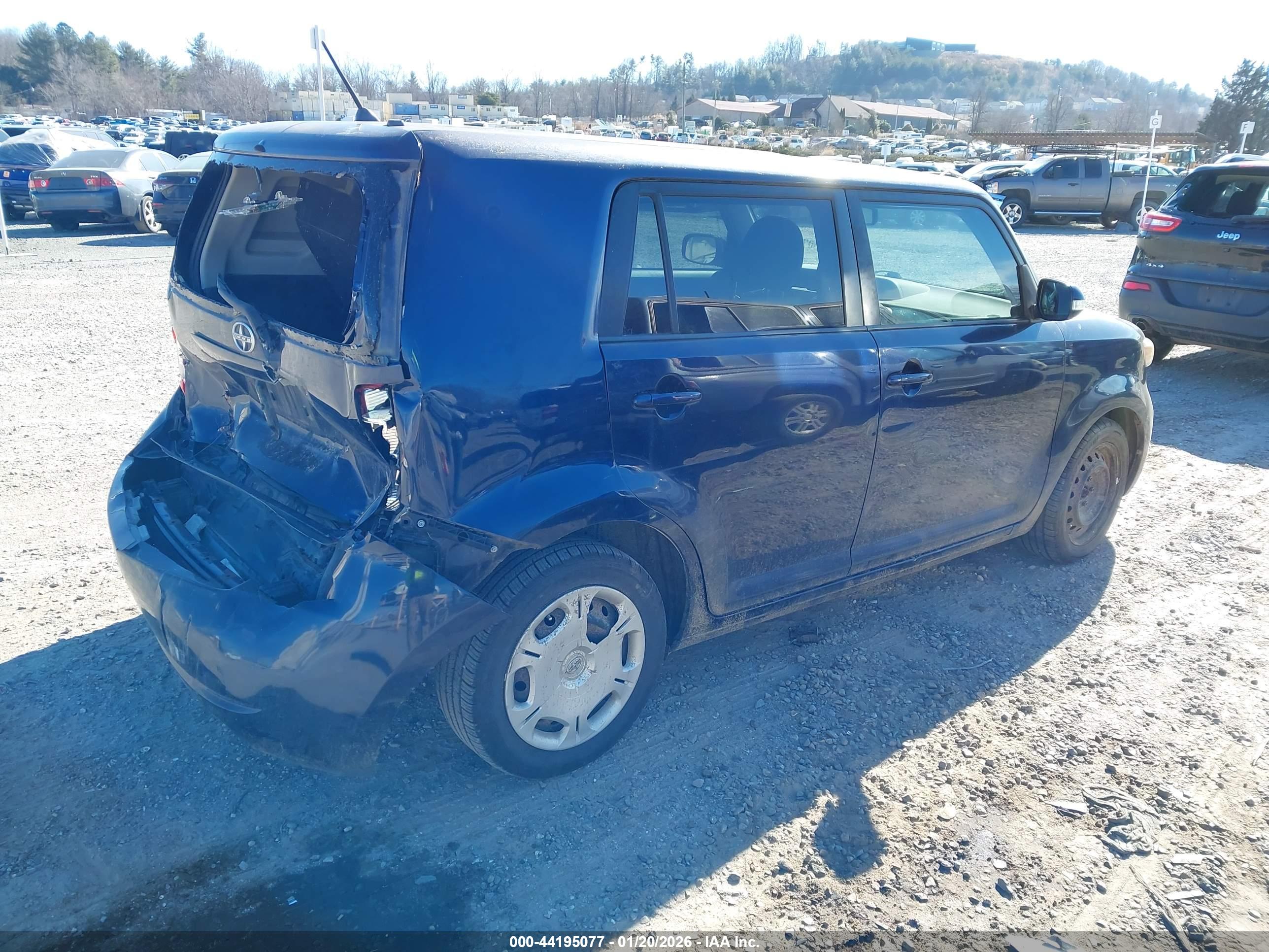 SCION XB image 4