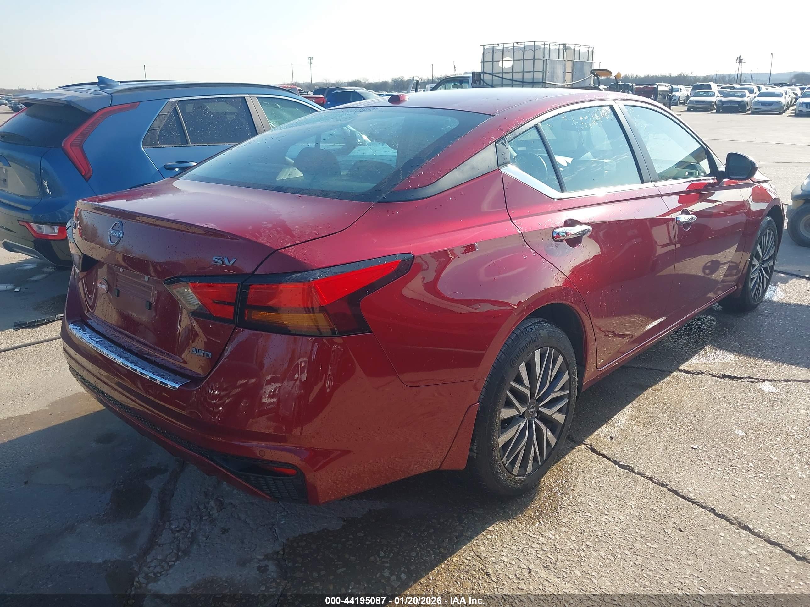 NISSAN ALTIMA image 4