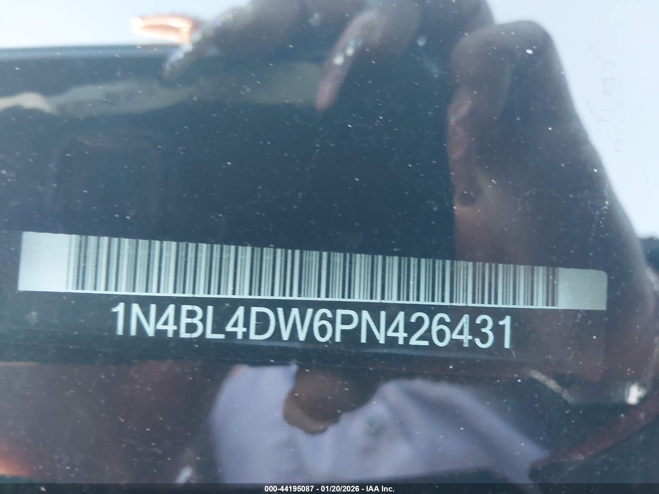 NISSAN ALTIMA image 9