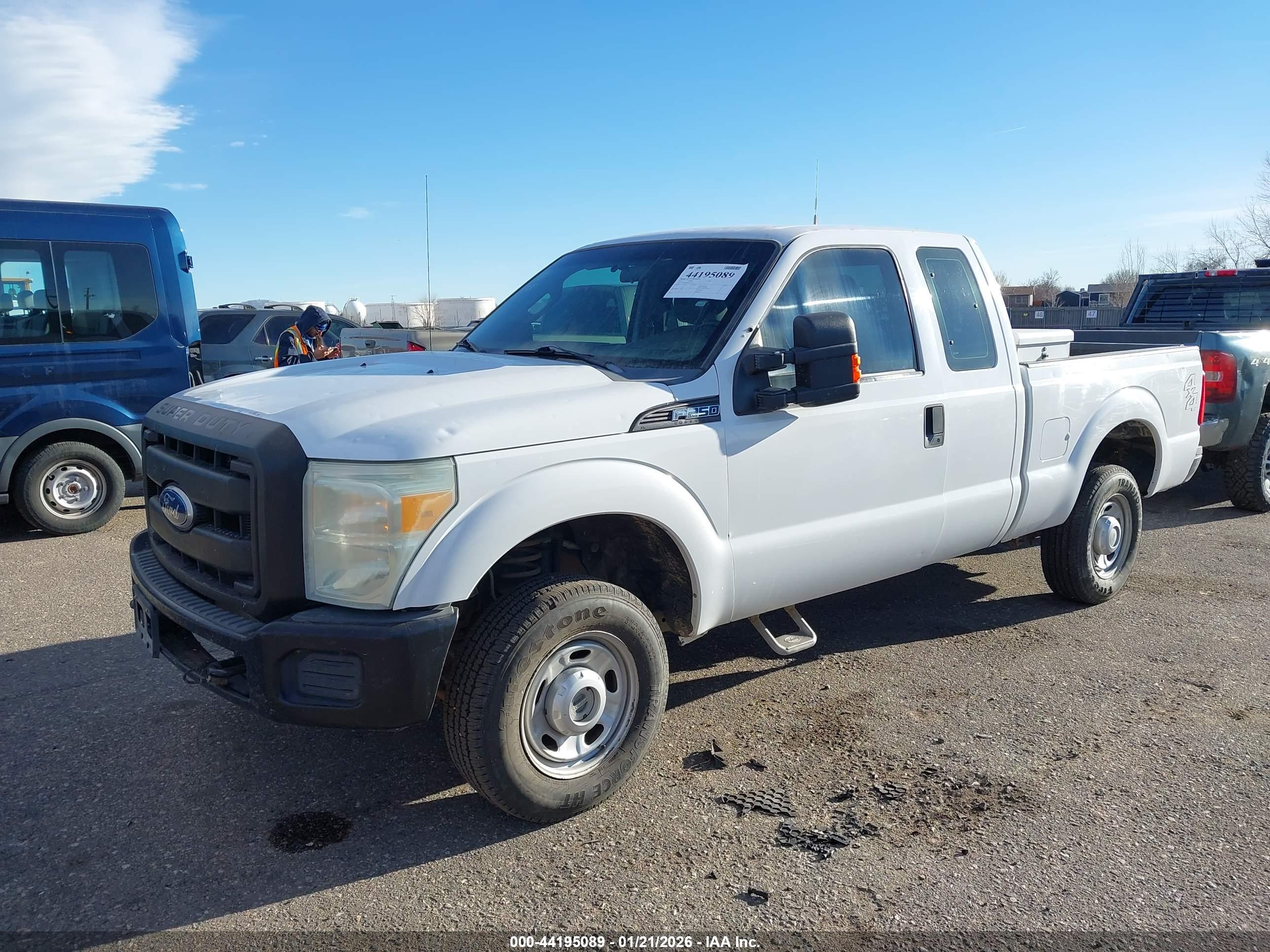FORD F-250 image 2