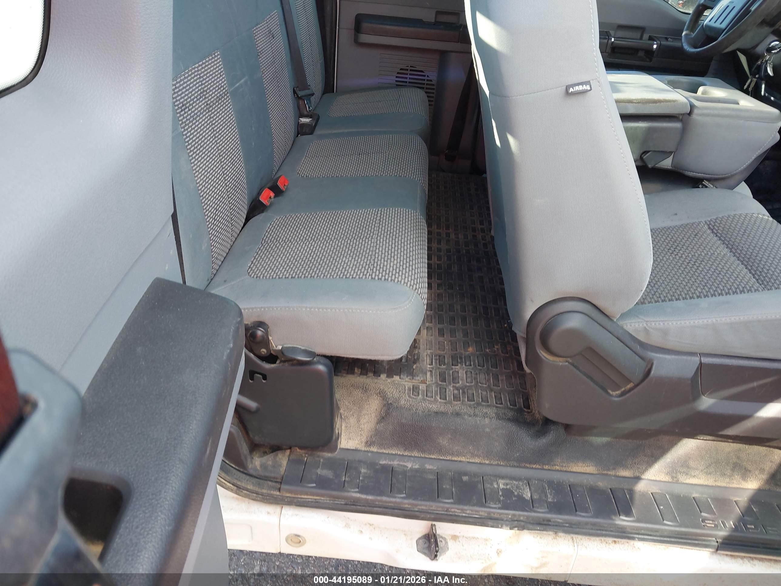 FORD F-250 image 8