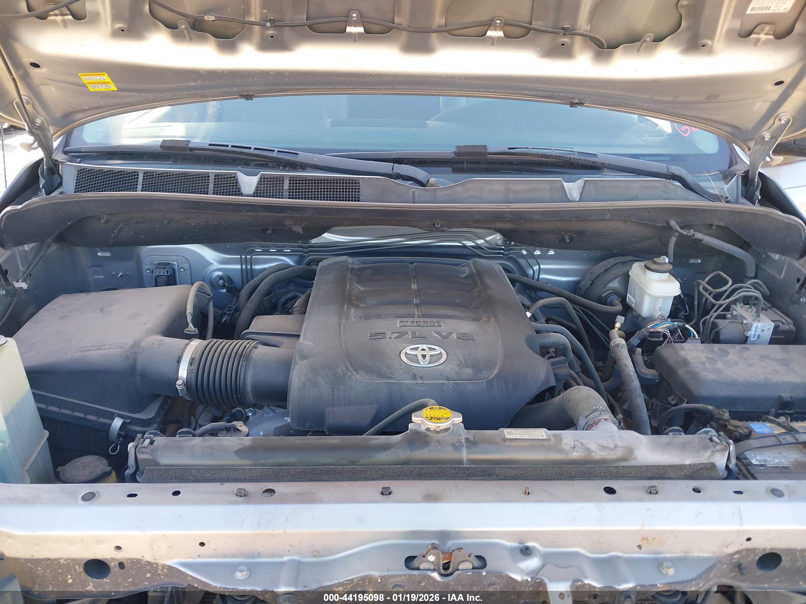 TOYOTA TUNDRA image 10