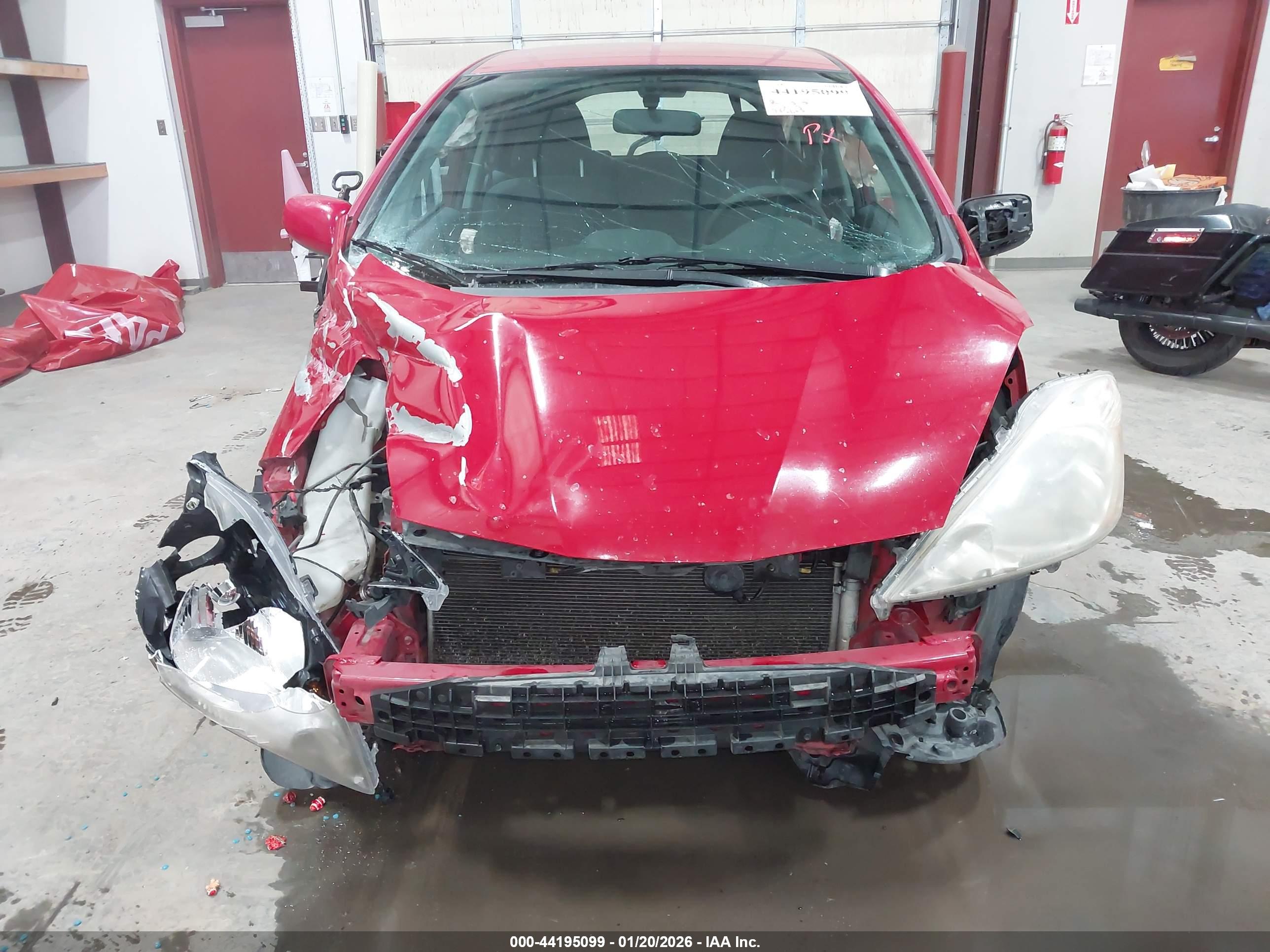 HONDA FIT image 6