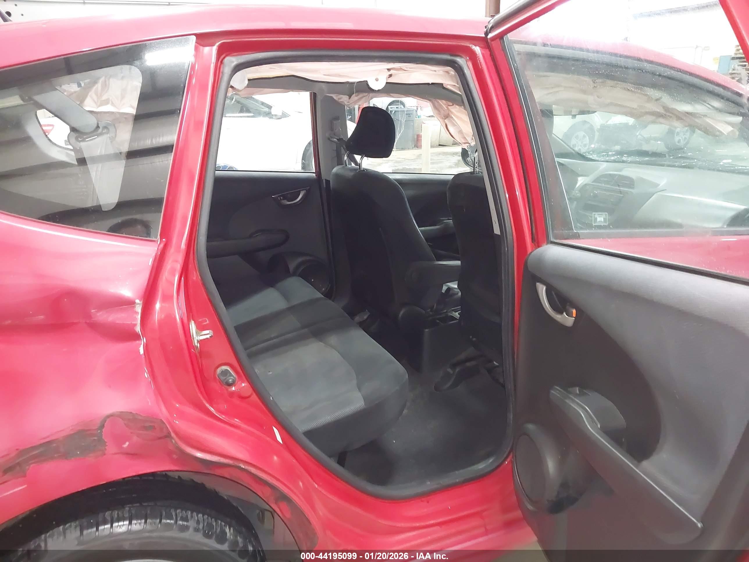 HONDA FIT image 8