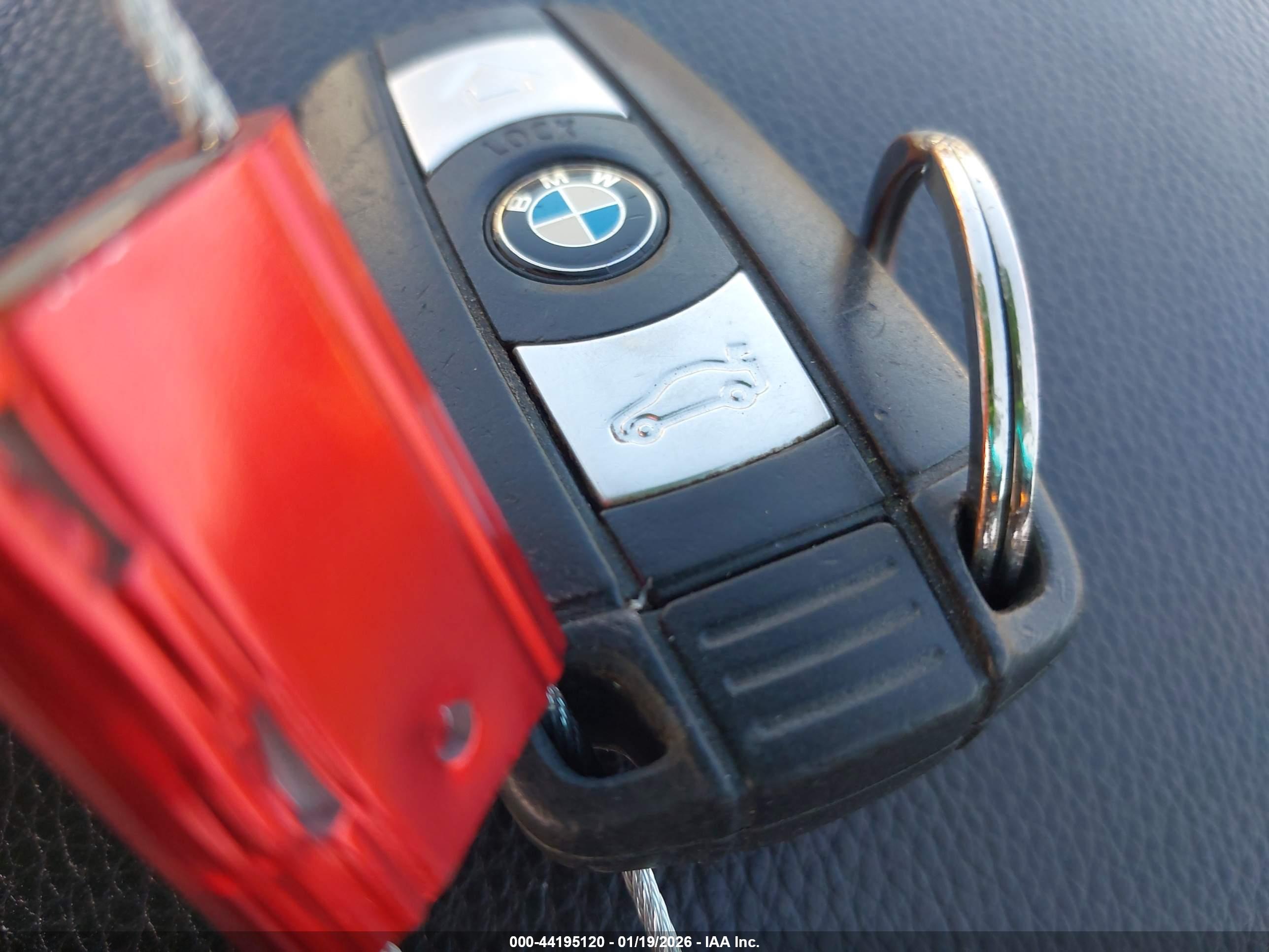 BMW 525I image 11