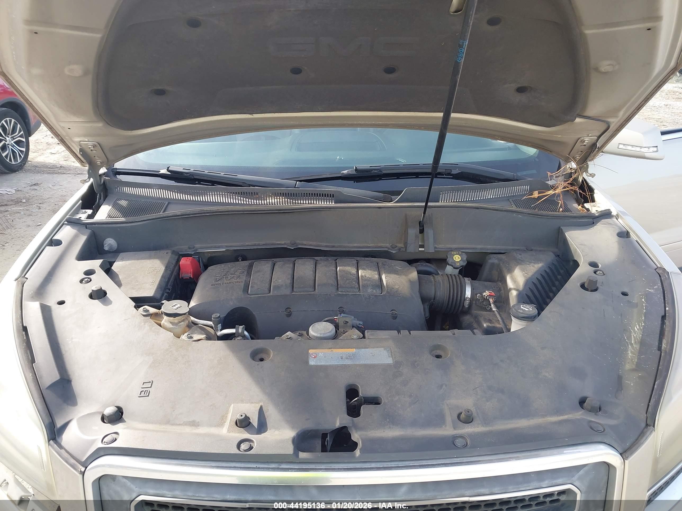 GMC ACADIA image 10