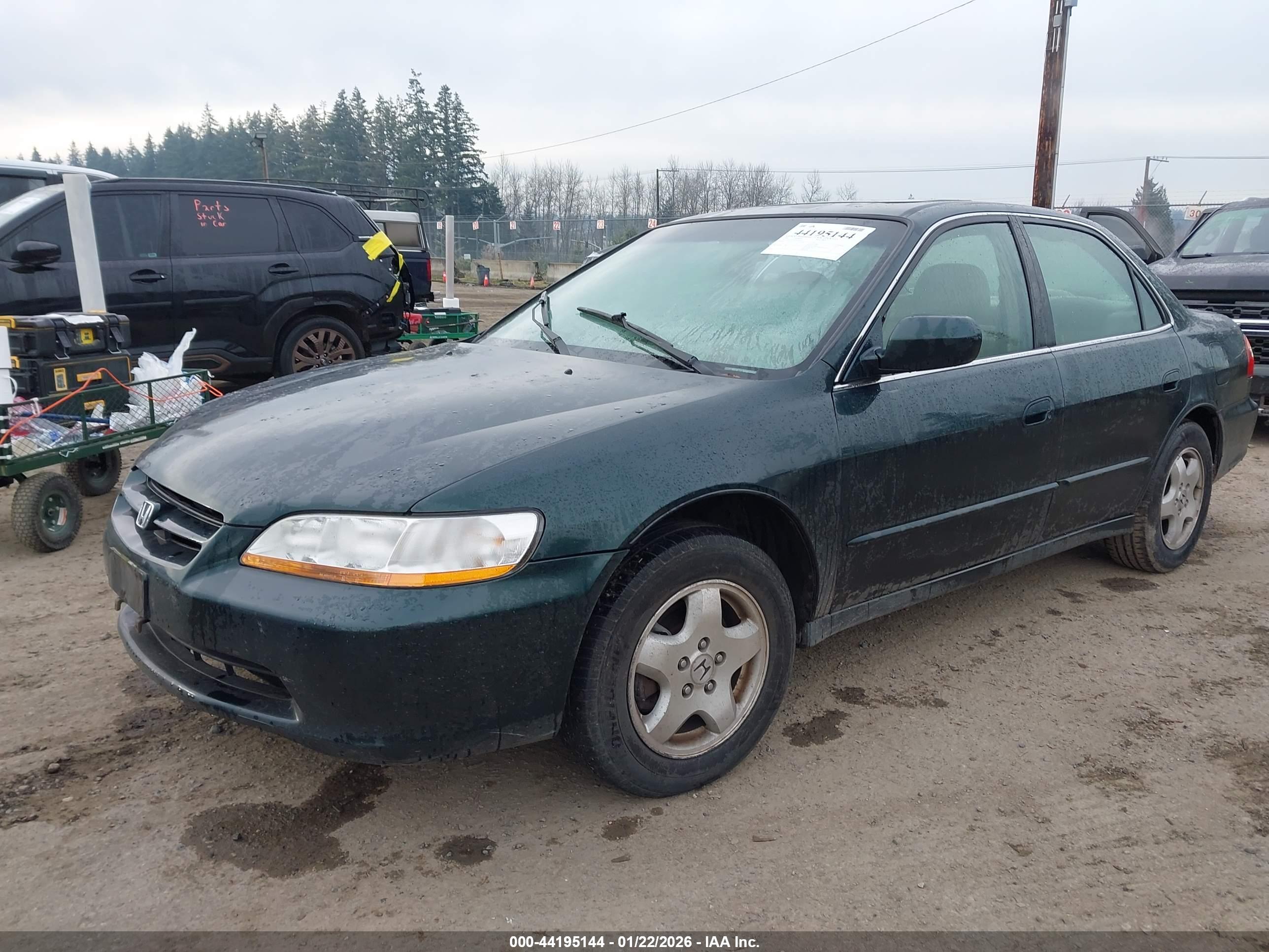 HONDA ACCORD image 2