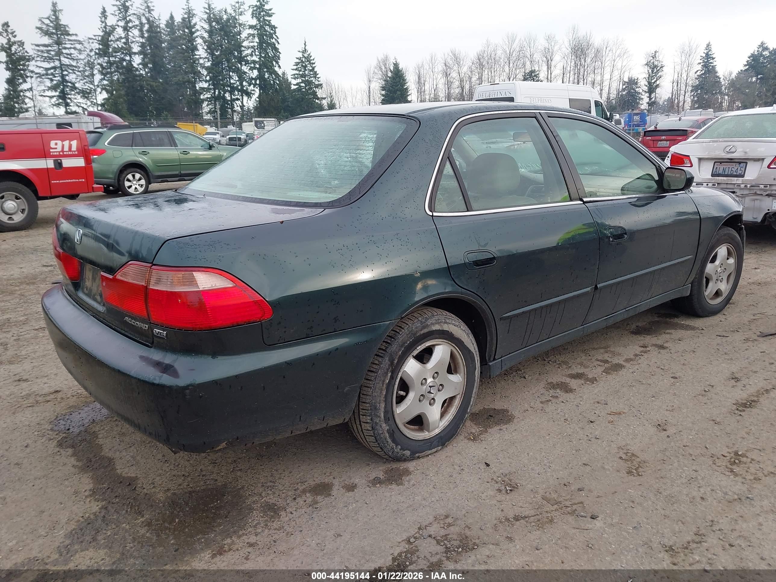 HONDA ACCORD image 4