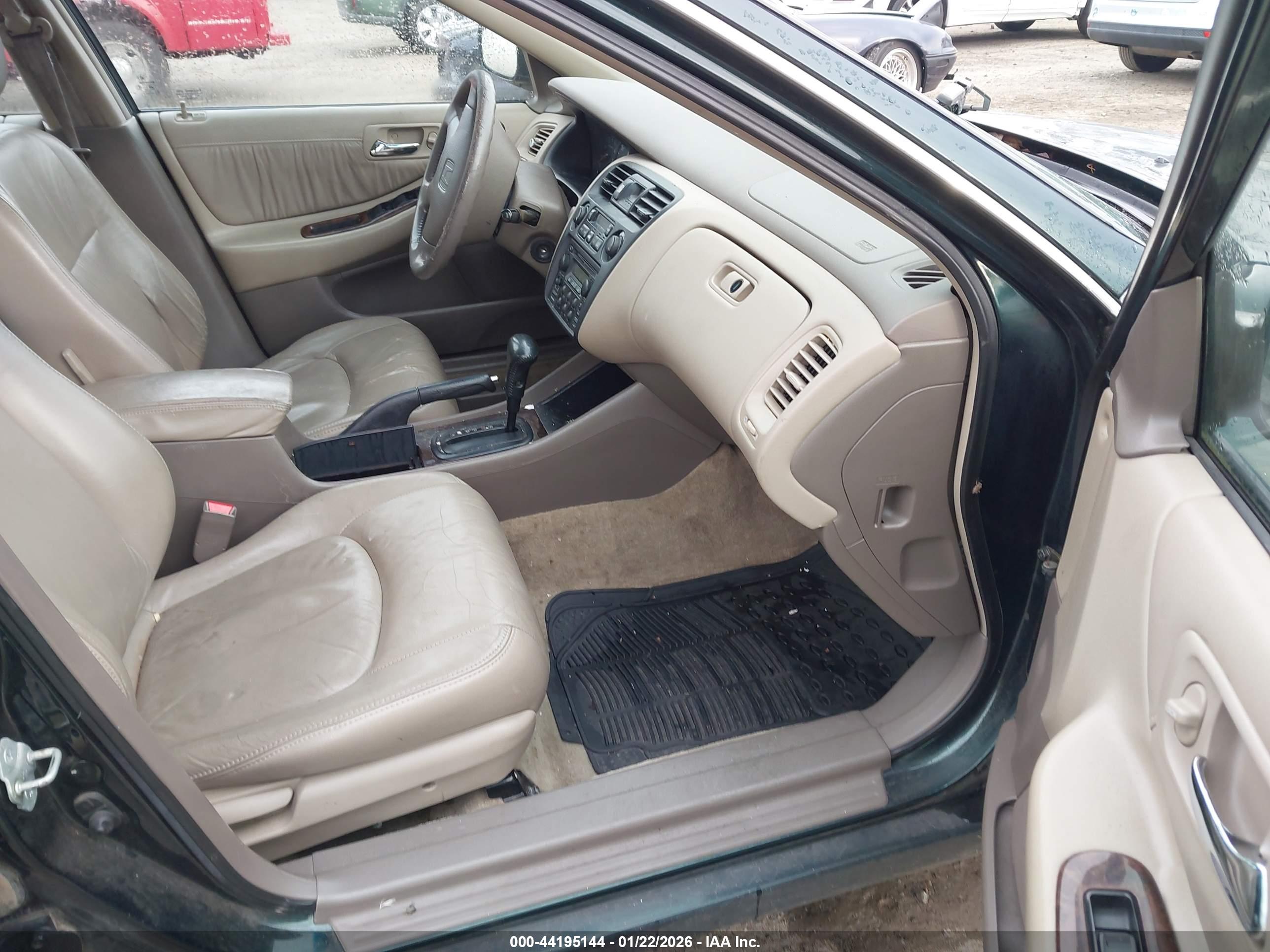 HONDA ACCORD image 5