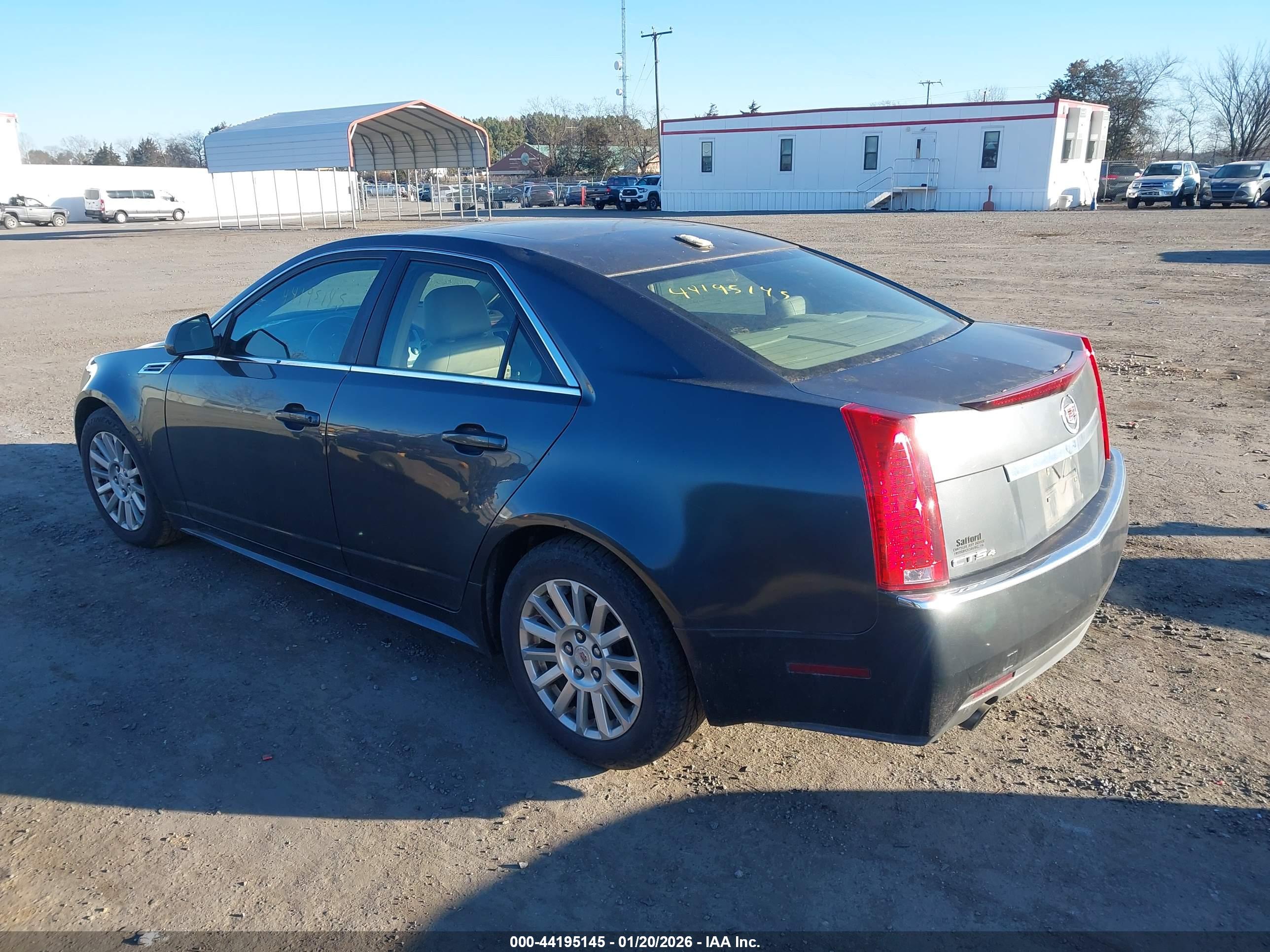 CADILLAC CTS image 3