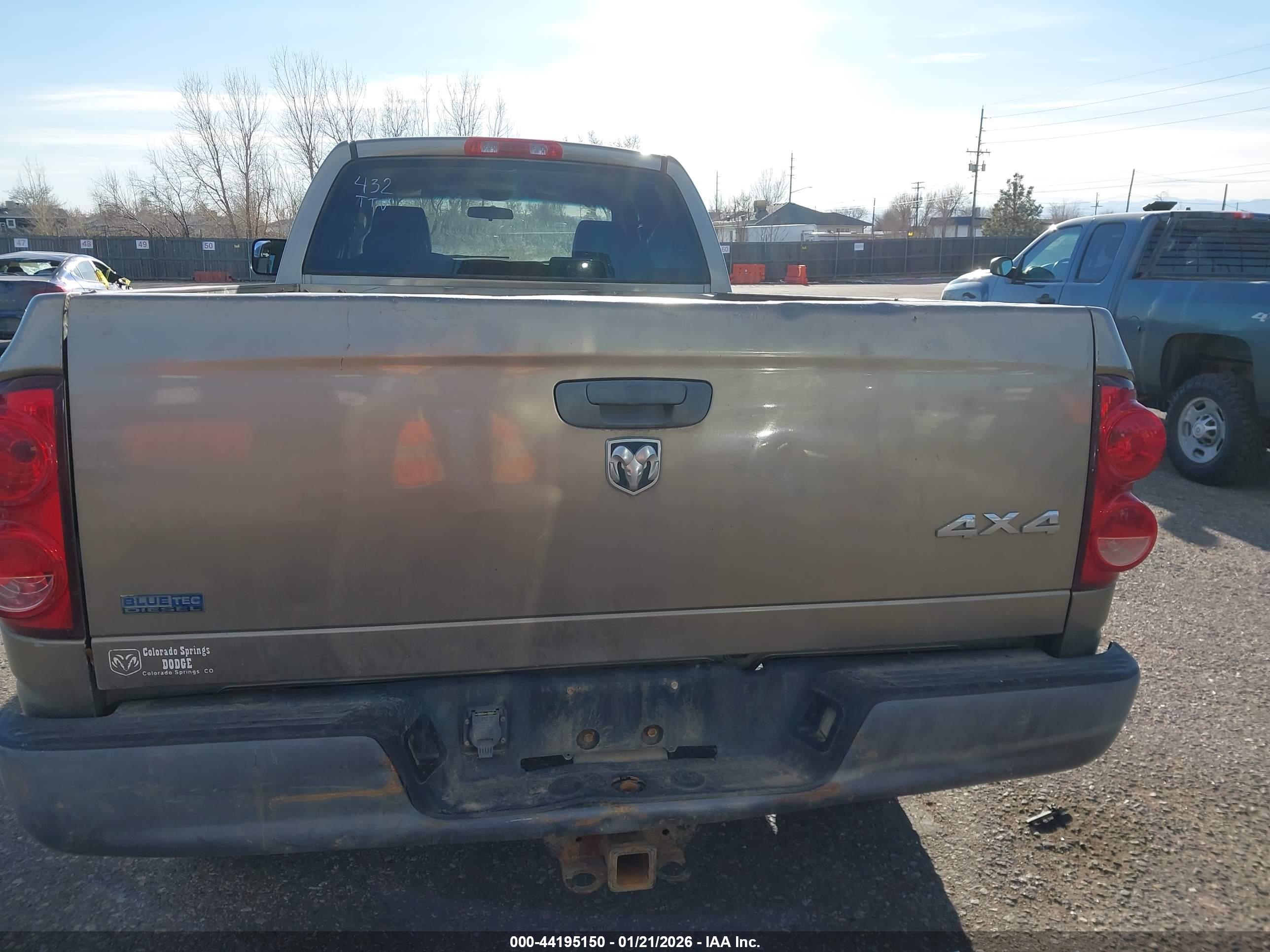 DODGE RAM image 6