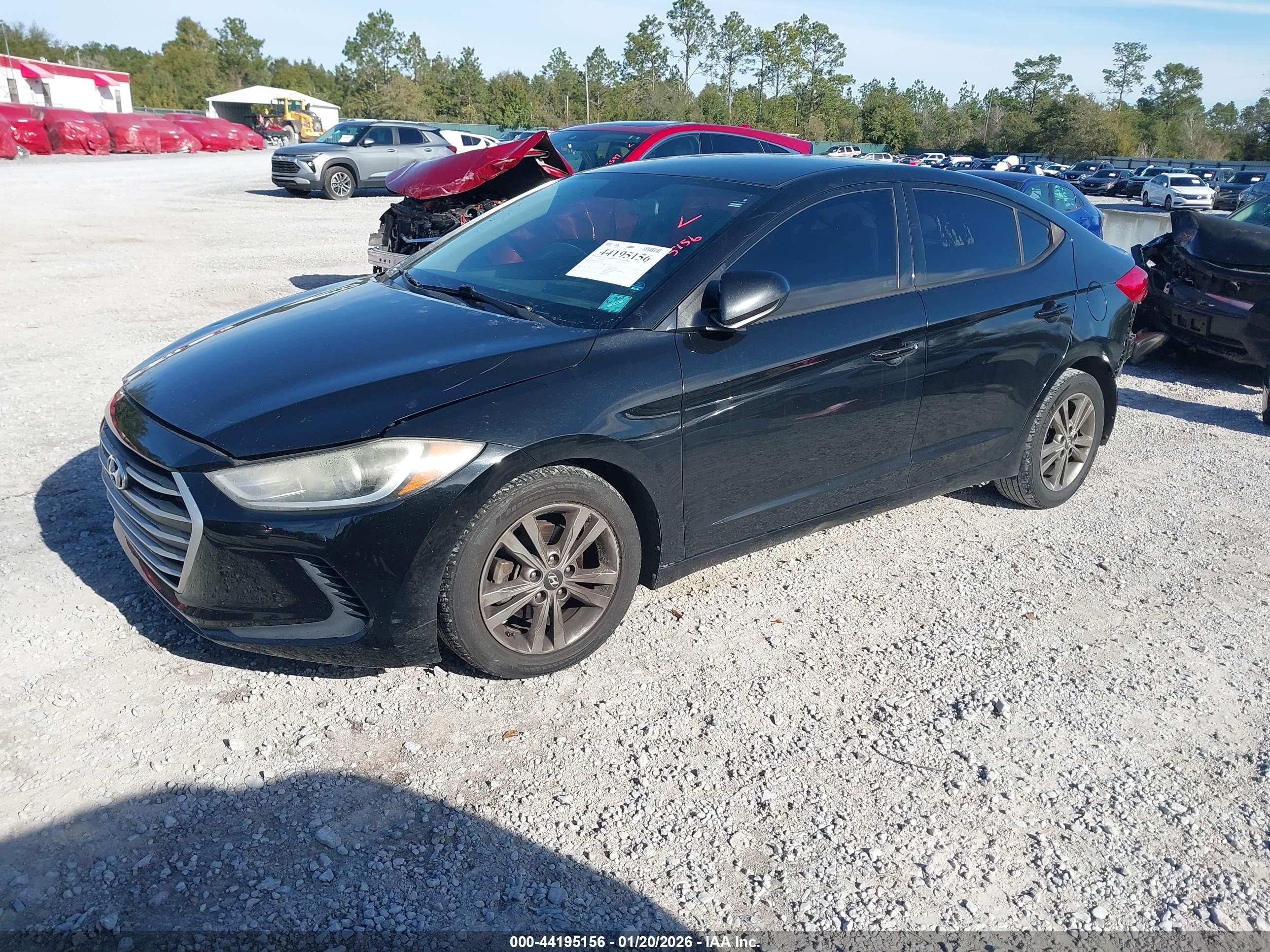HYUNDAI ELANTRA image 2