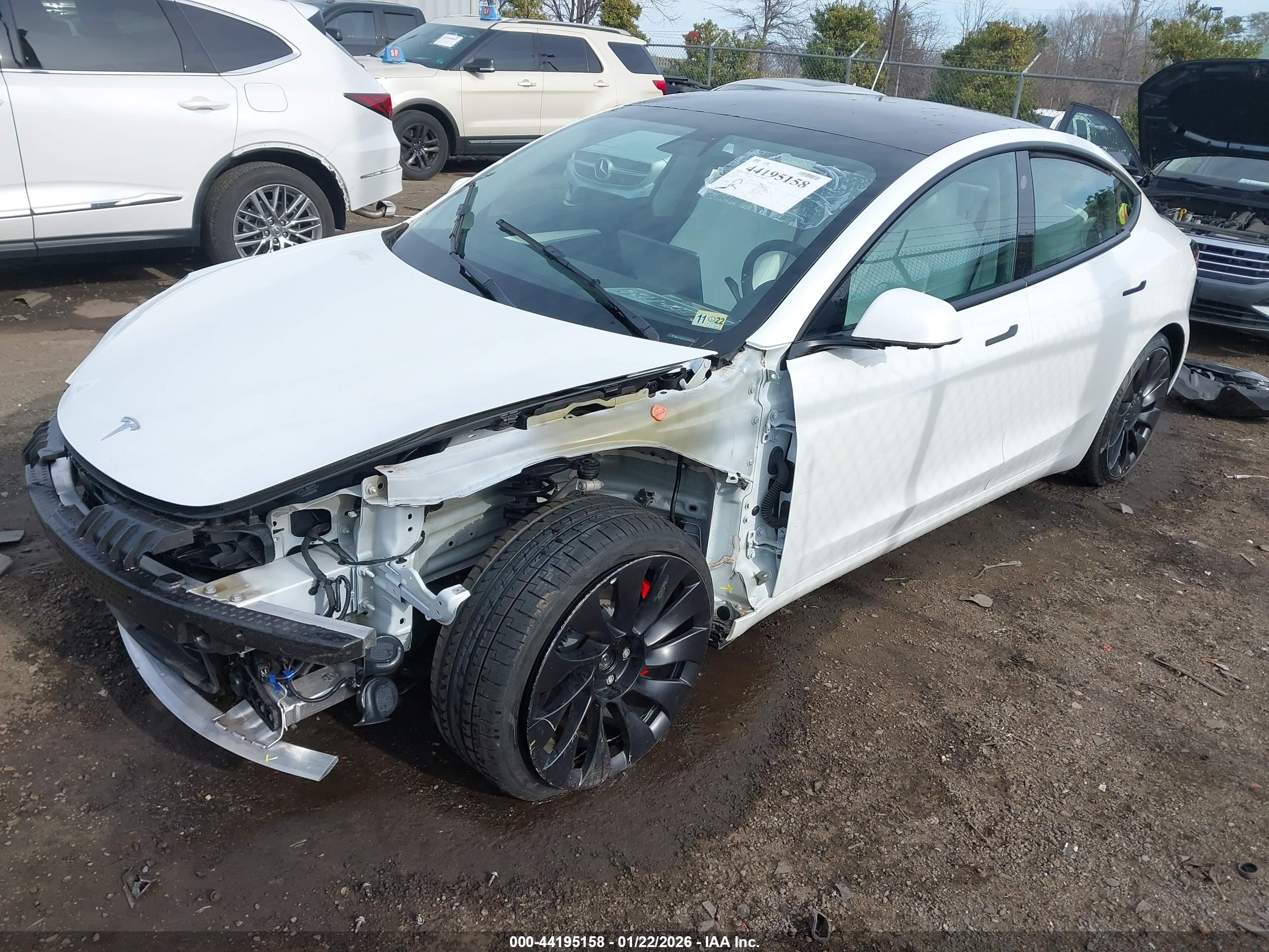 TESLA MODEL image 2