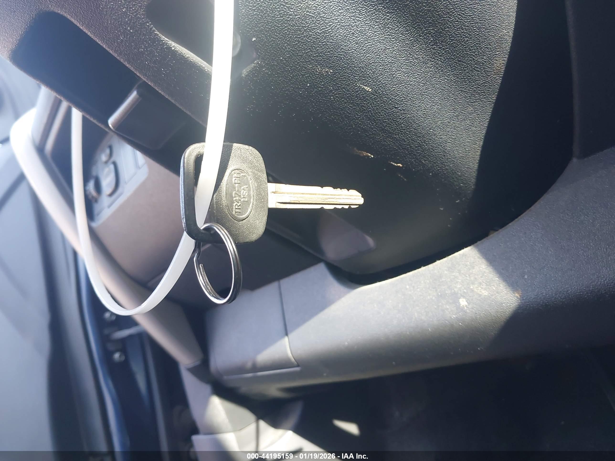 SCION XA image 11