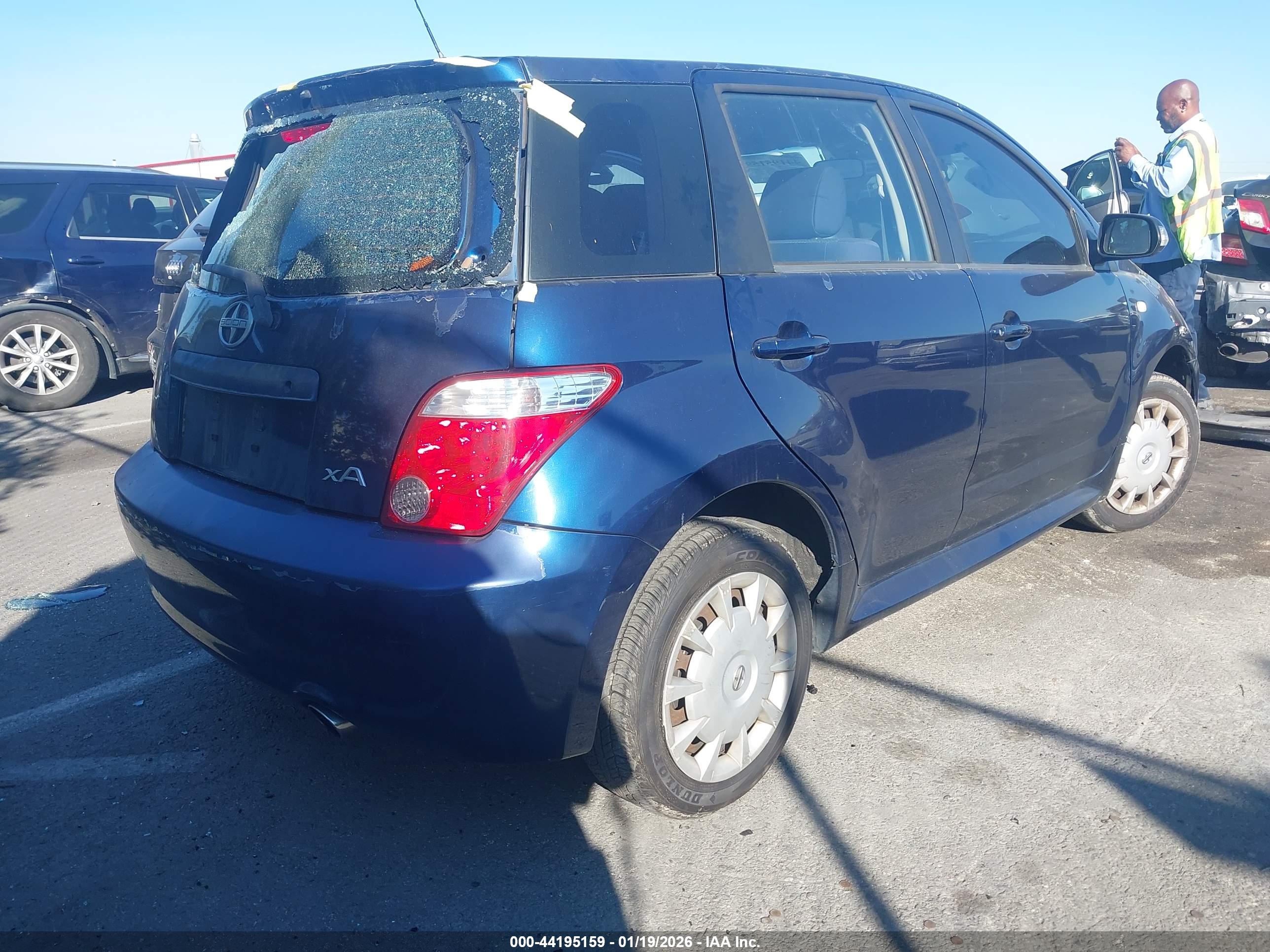 SCION XA image 4