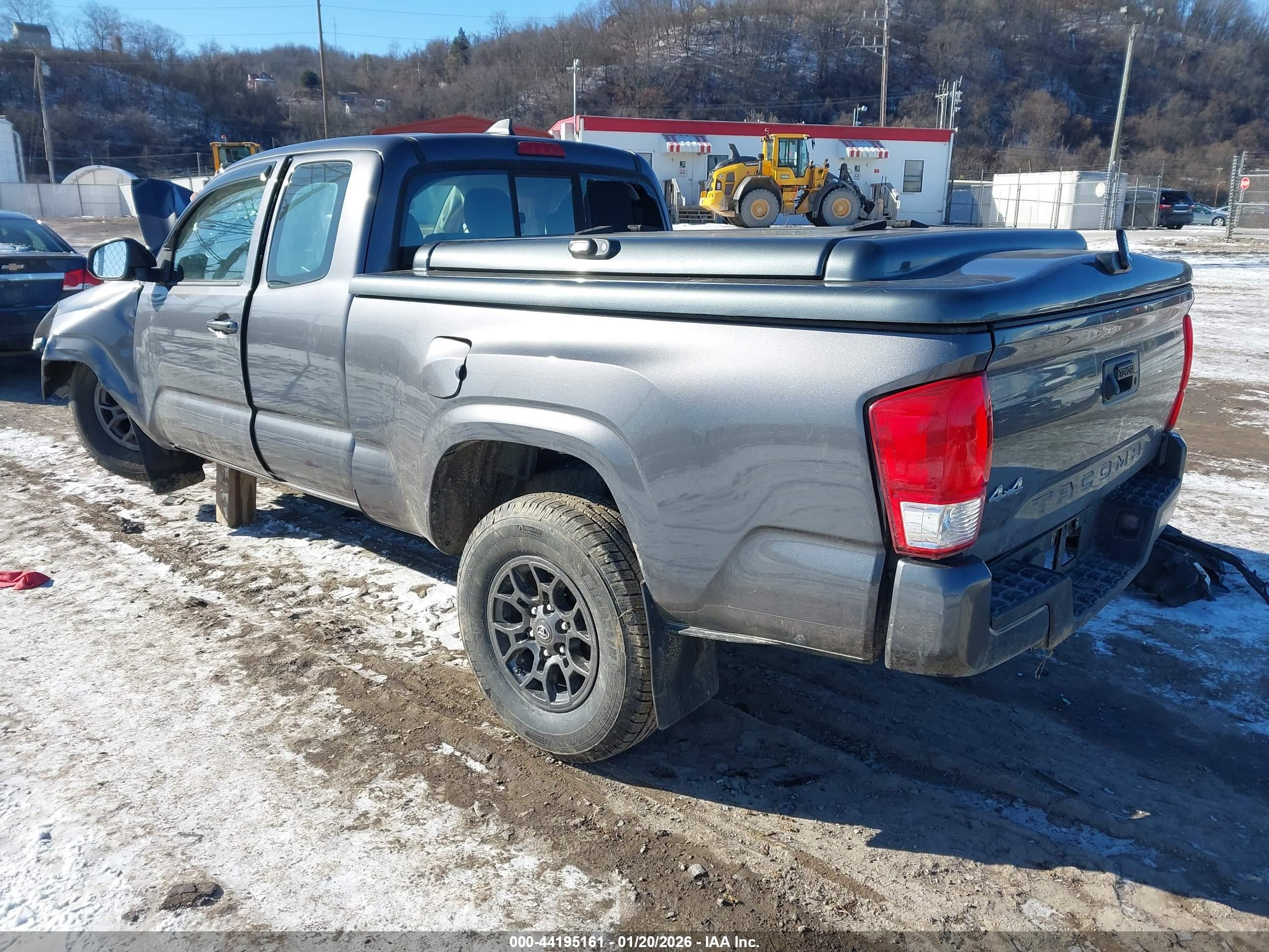 TOYOTA TACOMA image 3