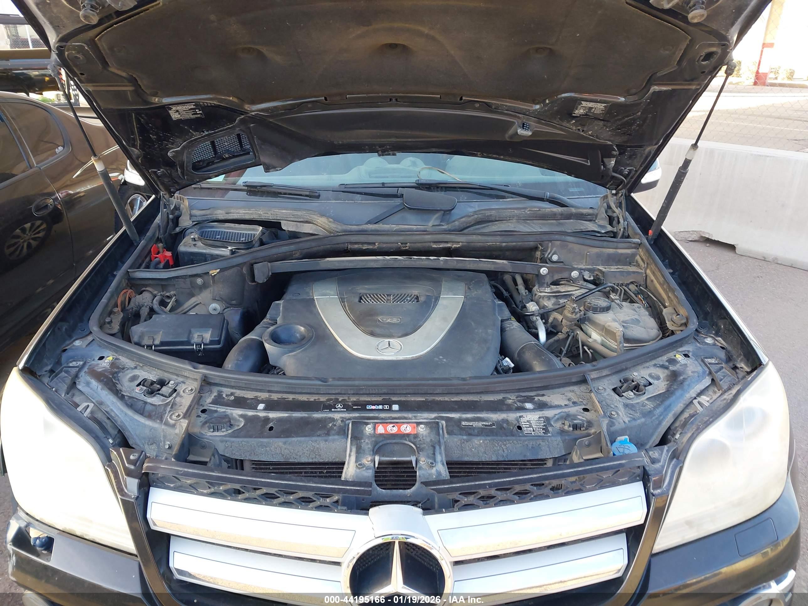 MERCEDES-BENZ GL image 10