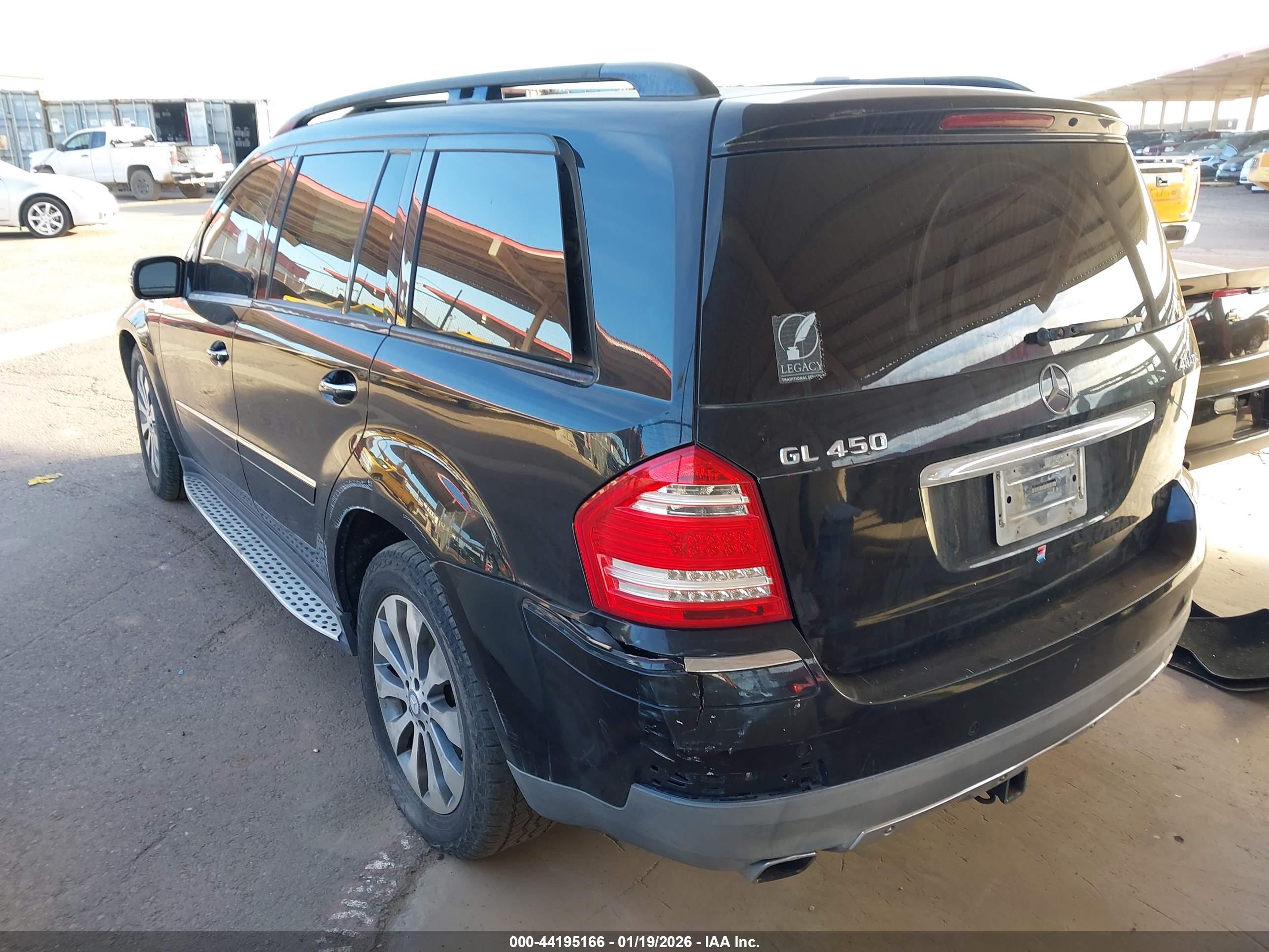MERCEDES-BENZ GL image 3
