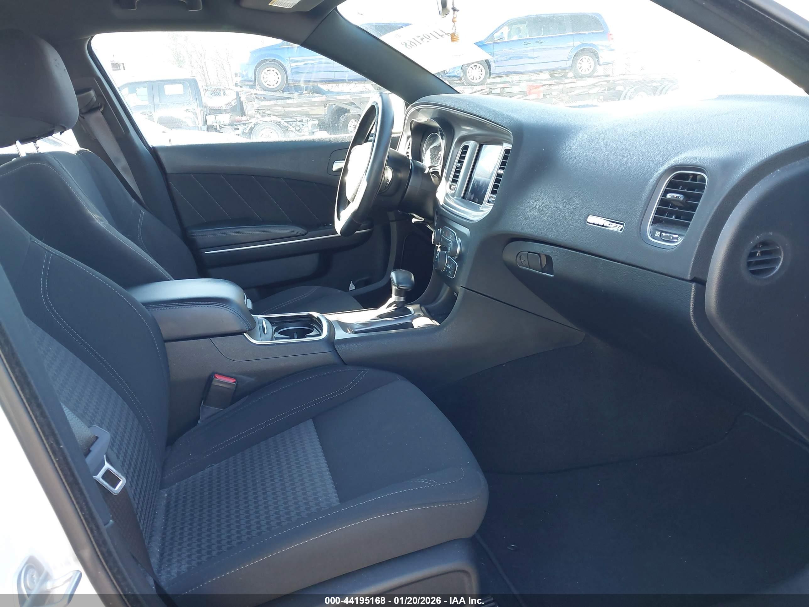 DODGE CHARGER image 5