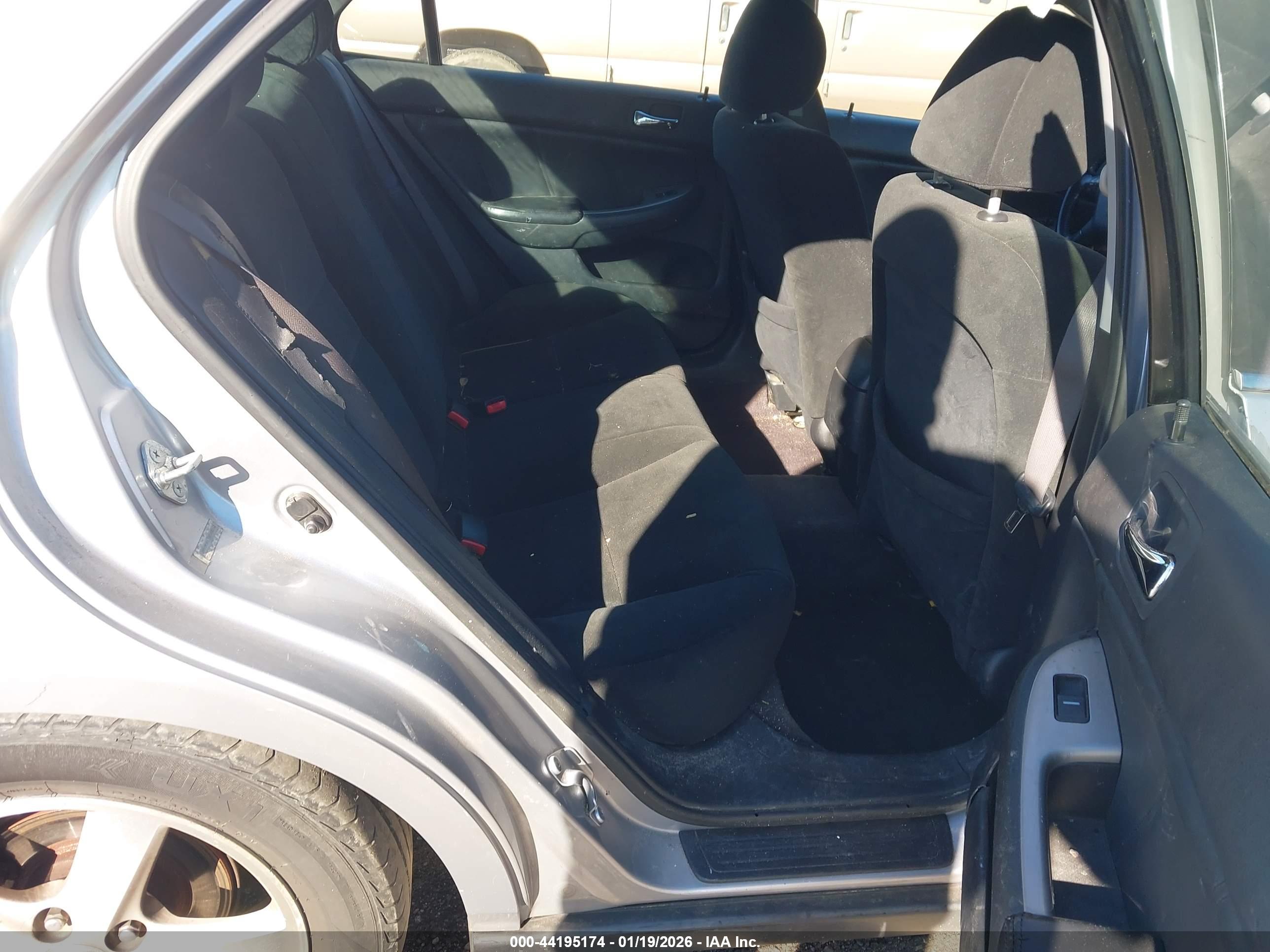 HONDA ACCORD image 8