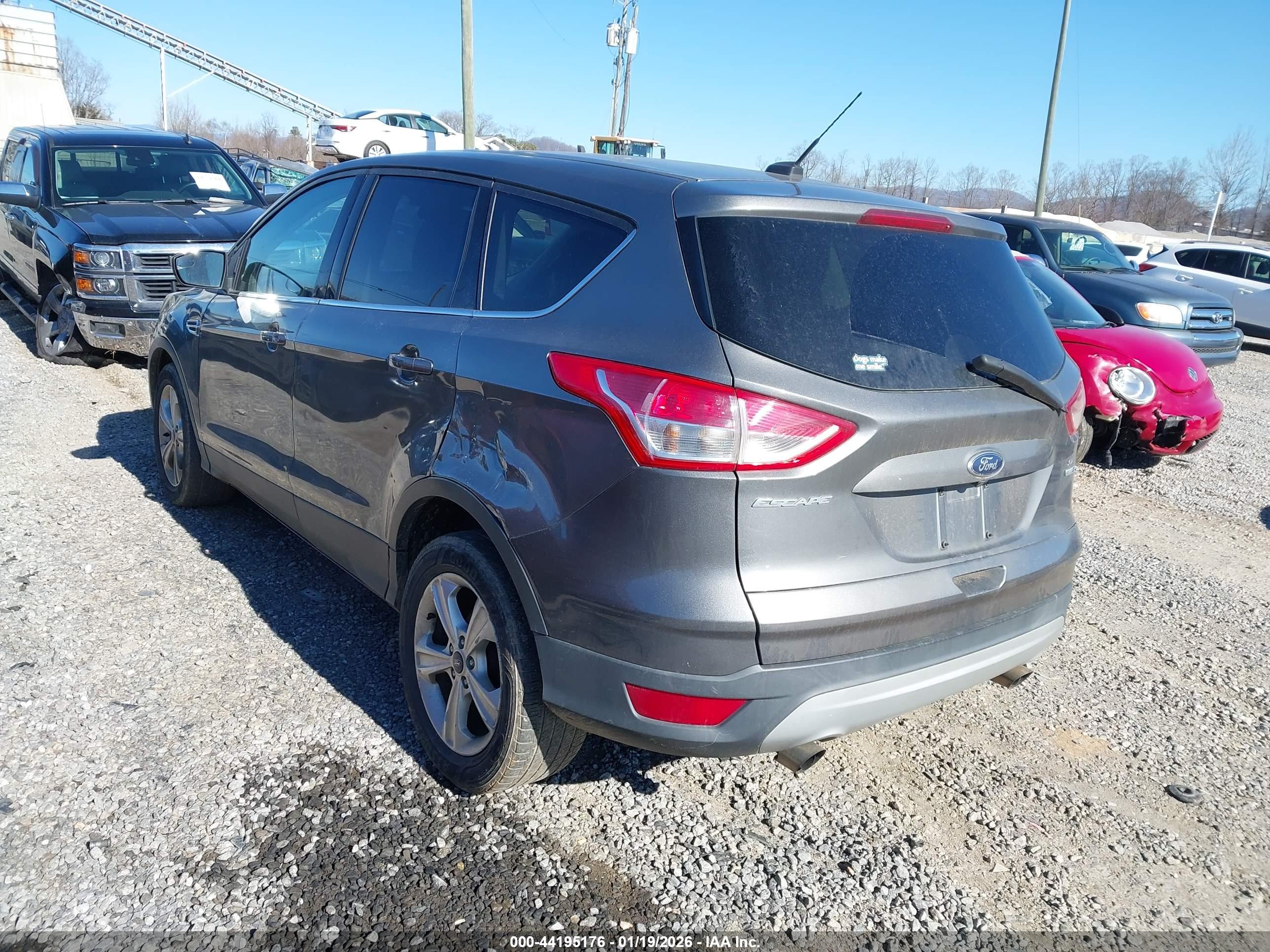 FORD ESCAPE image 3