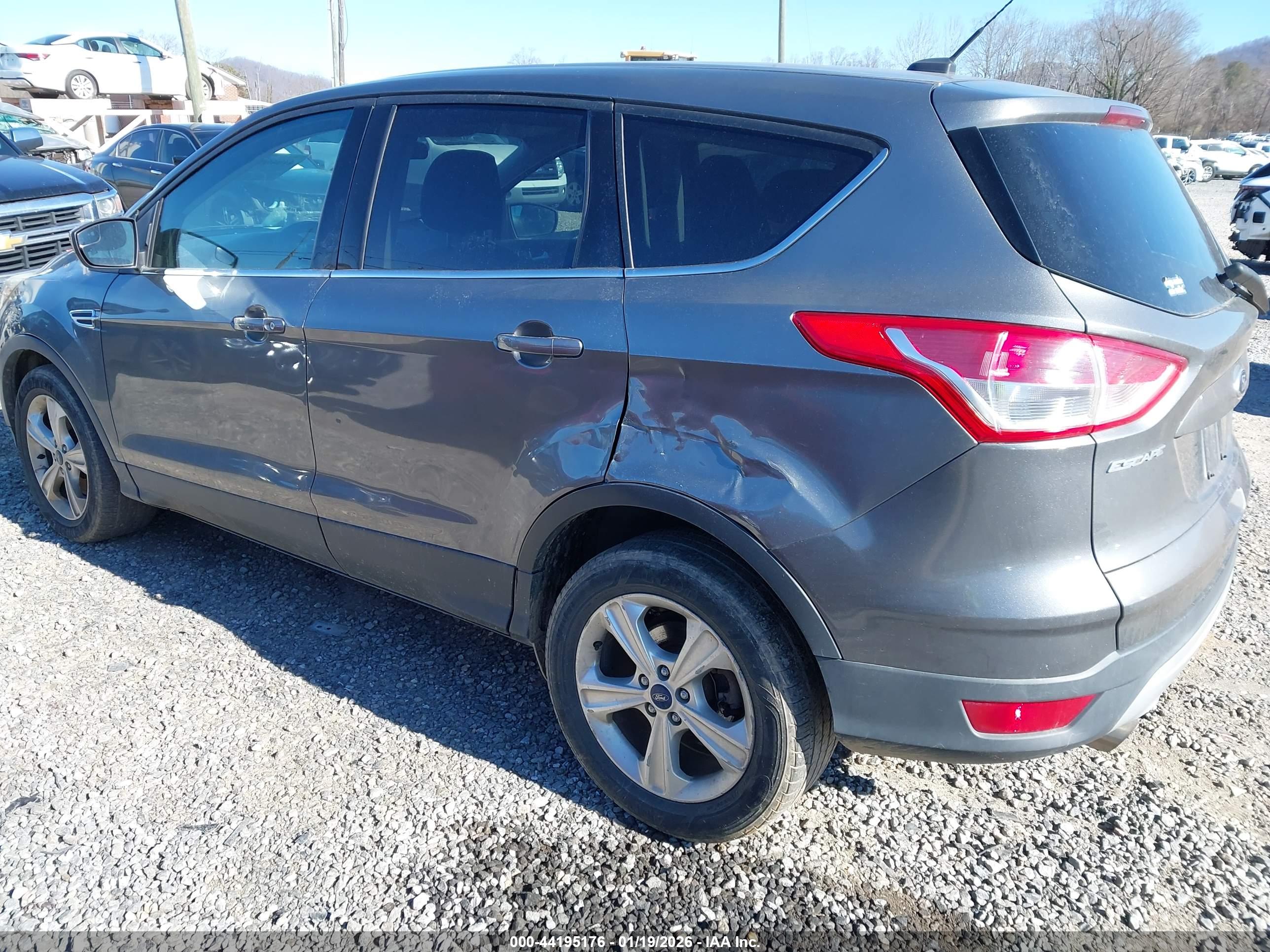FORD ESCAPE image 6