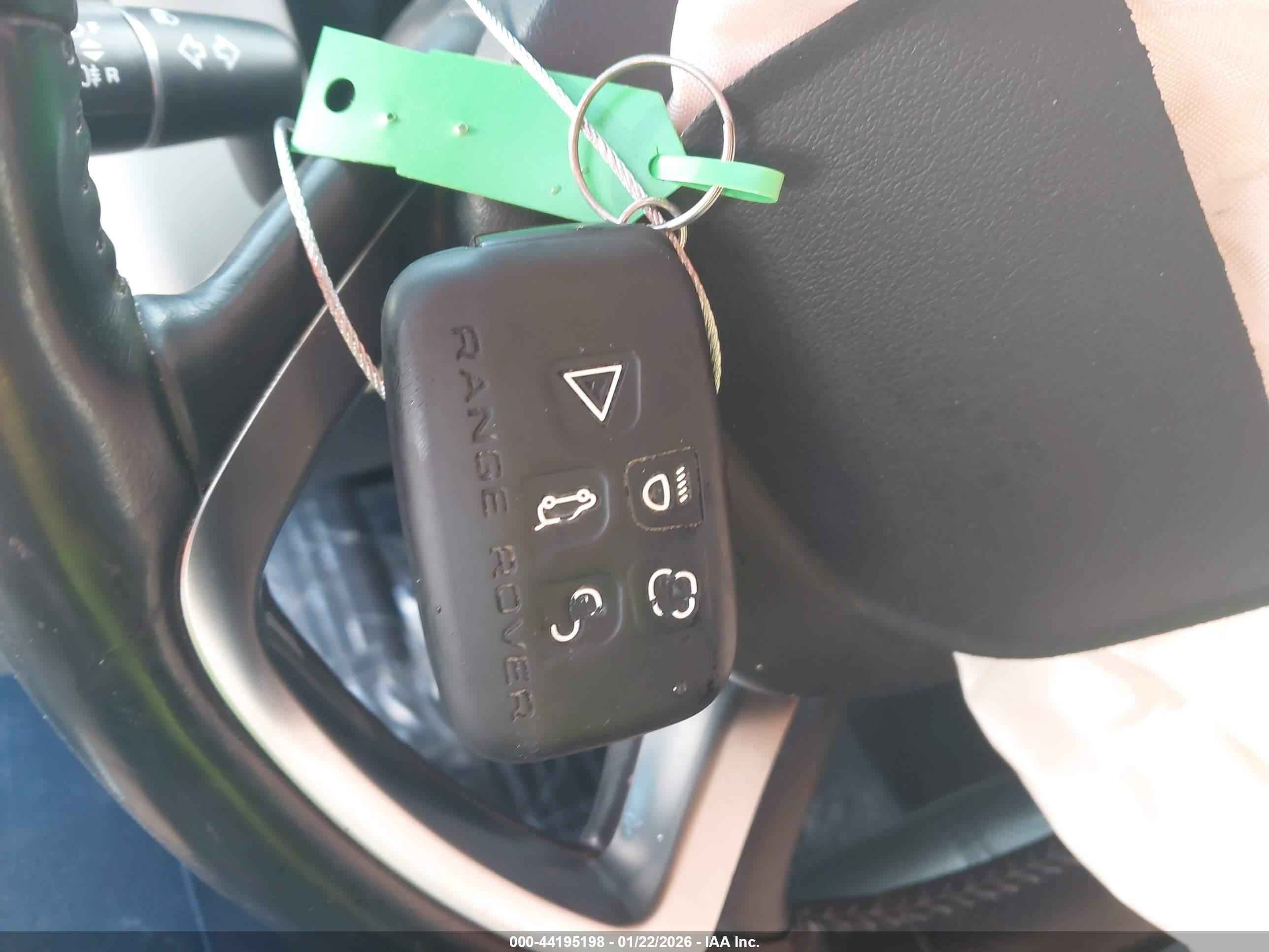 LAND ROVER image 11