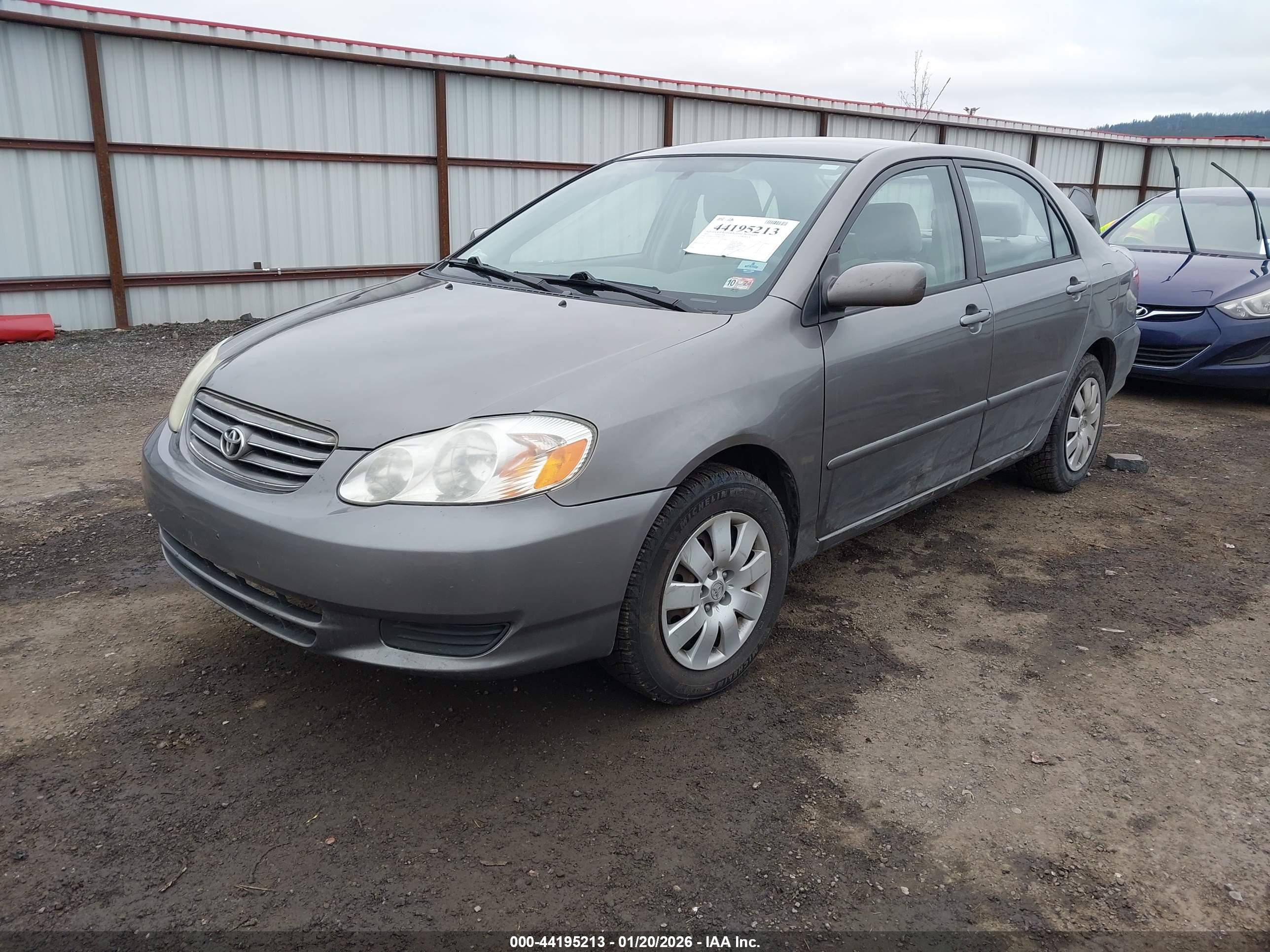 TOYOTA COROLLA image 2