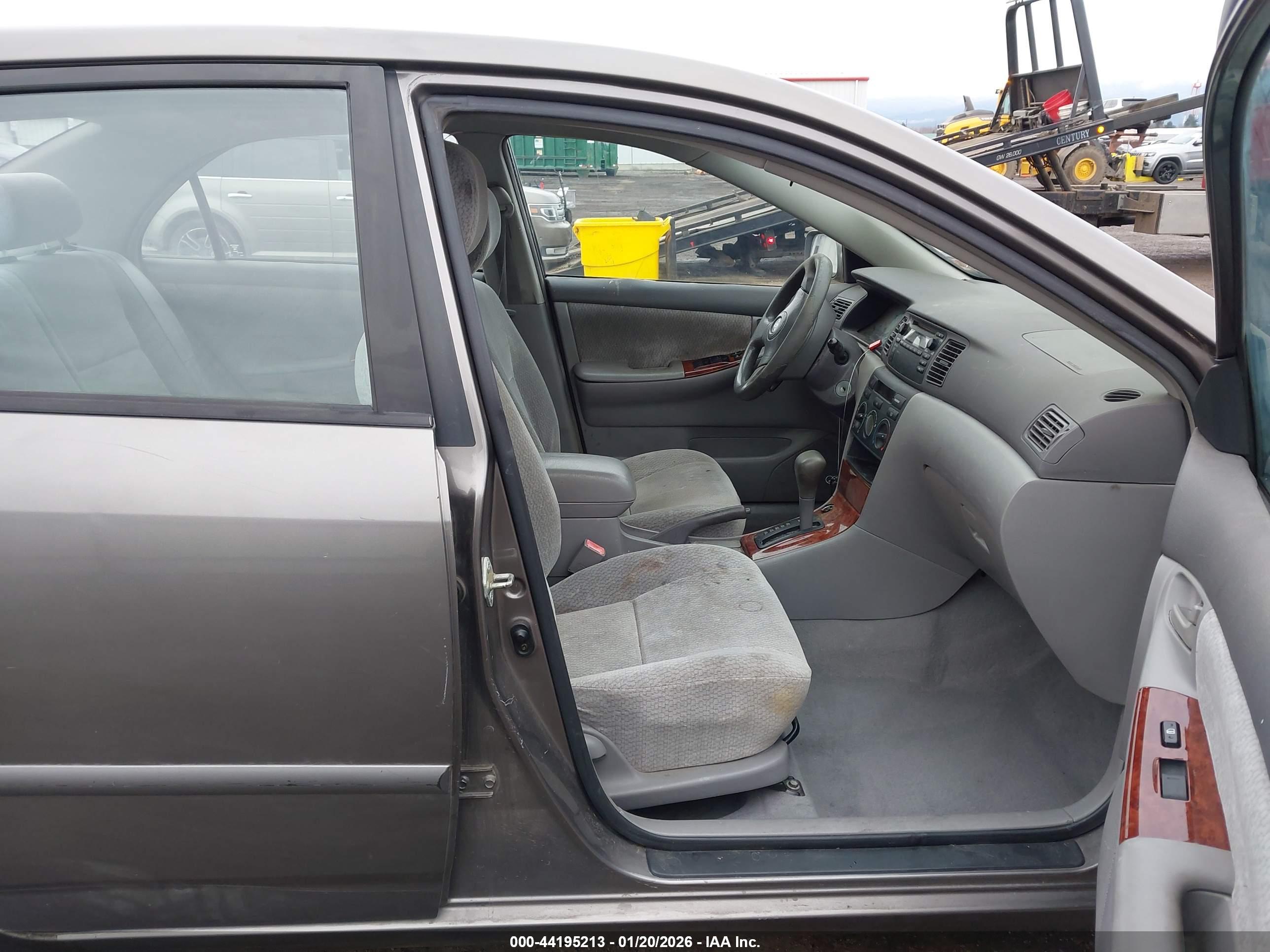 TOYOTA COROLLA image 5