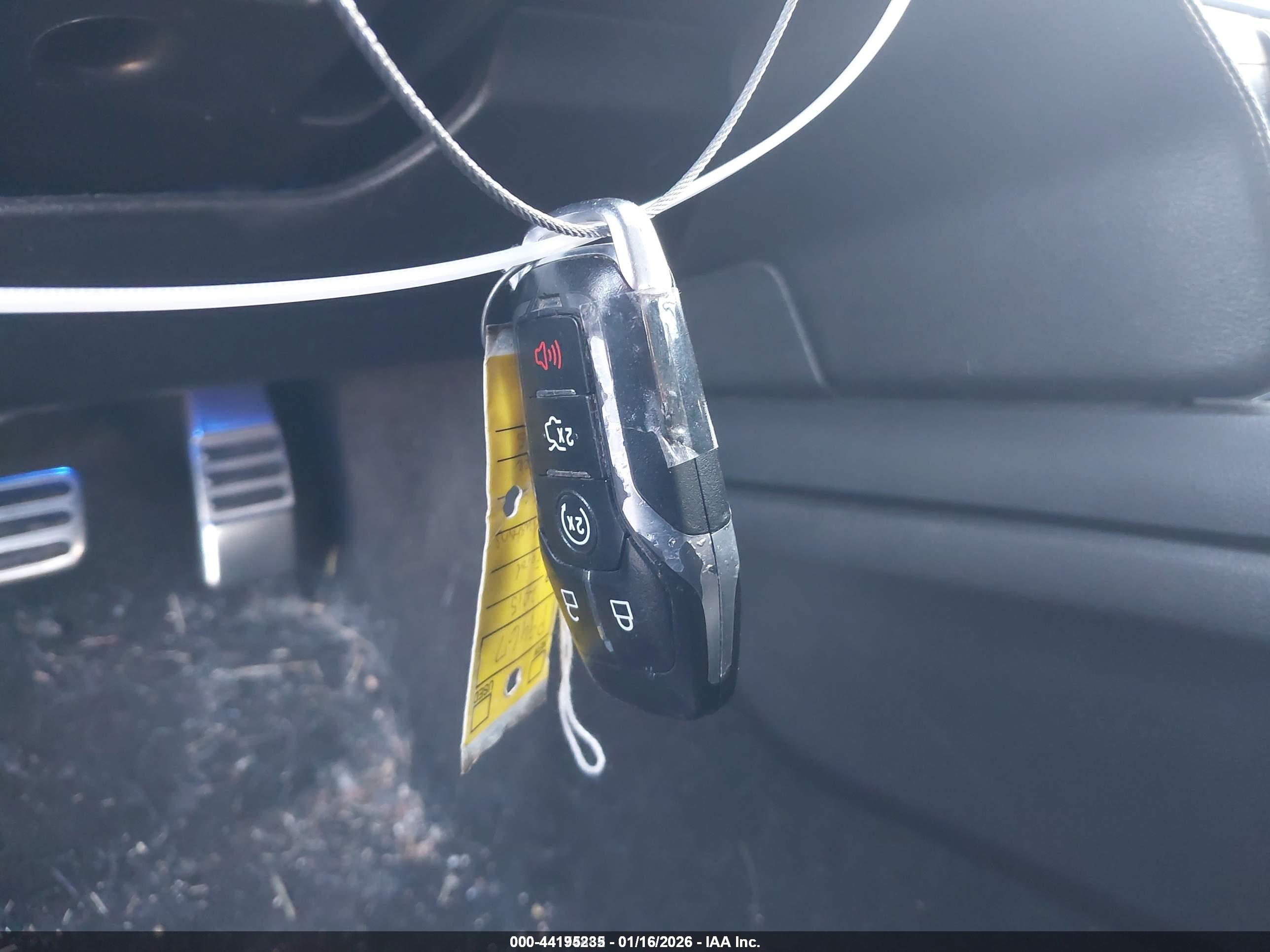 FORD MUSTANG image 11