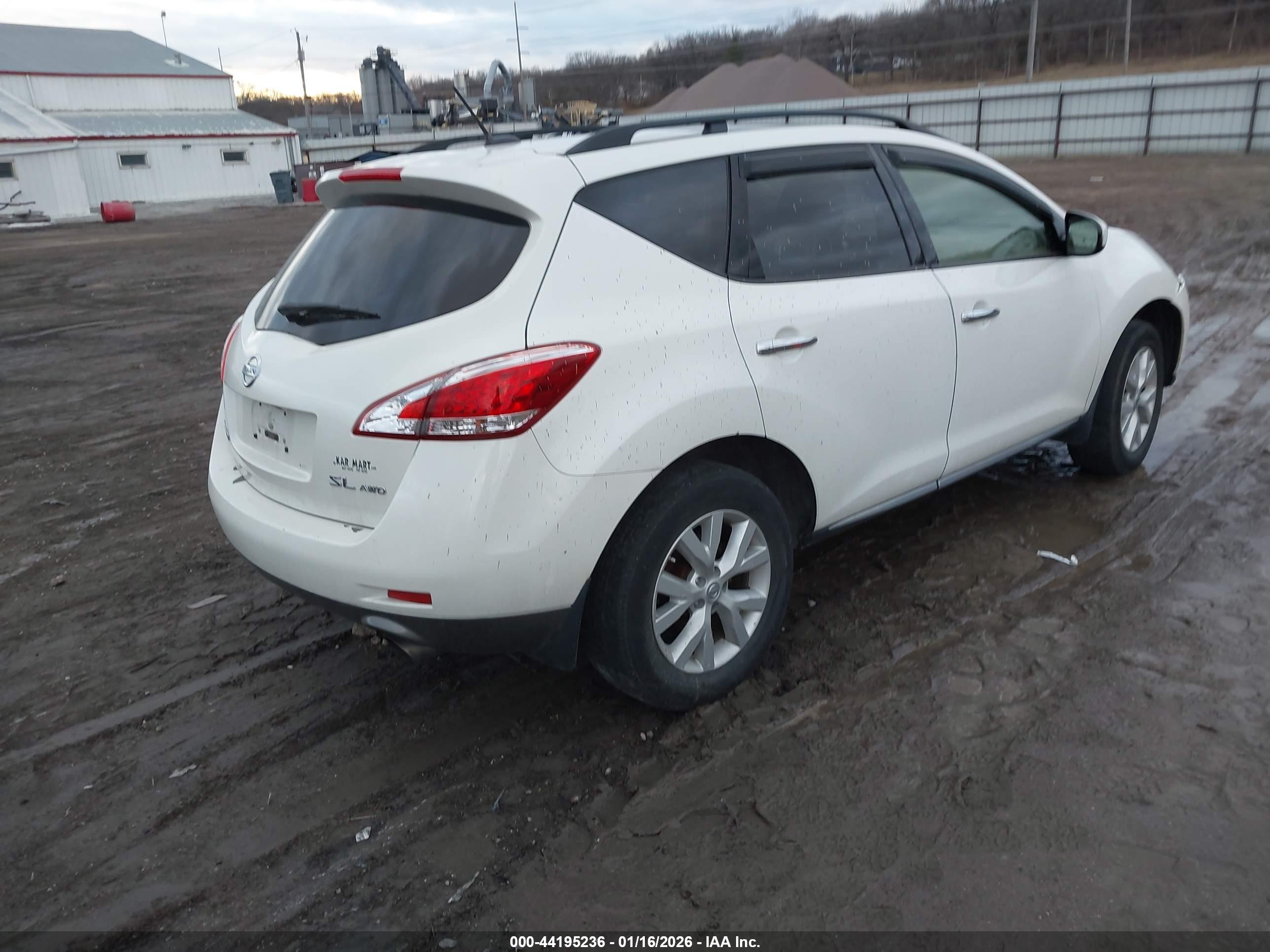 NISSAN MURANO image 4