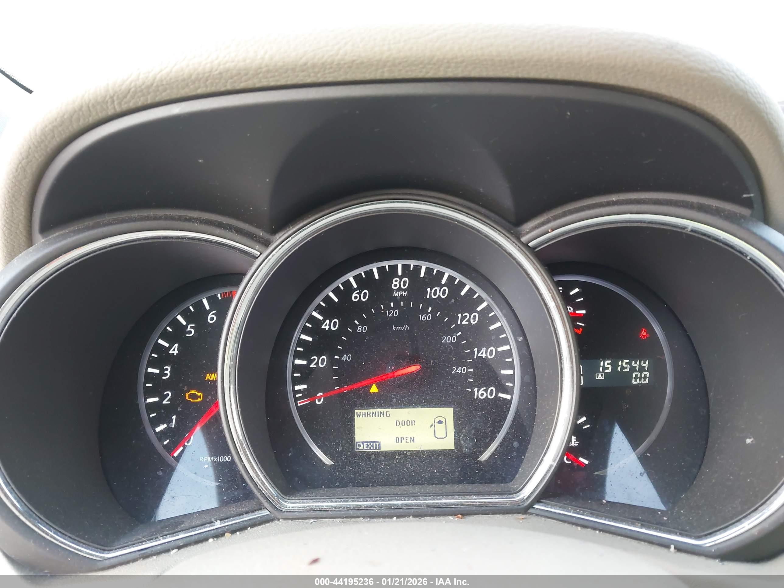 NISSAN MURANO image 7