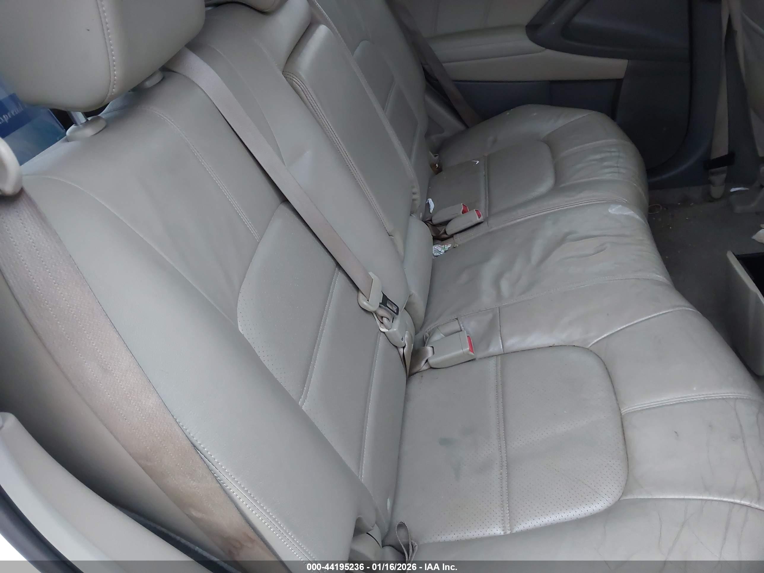 NISSAN MURANO image 8
