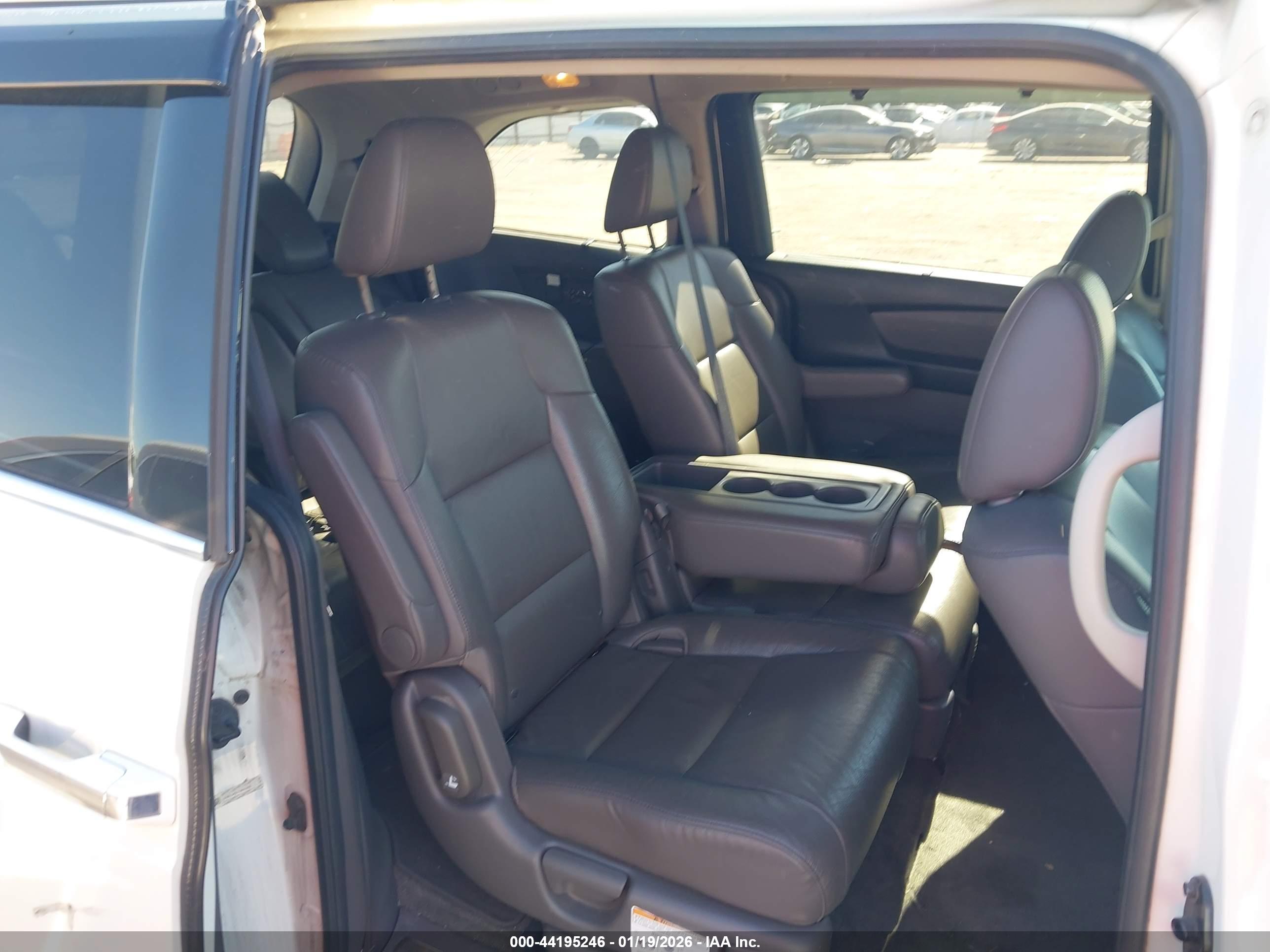 HONDA ODYSSEY image 8