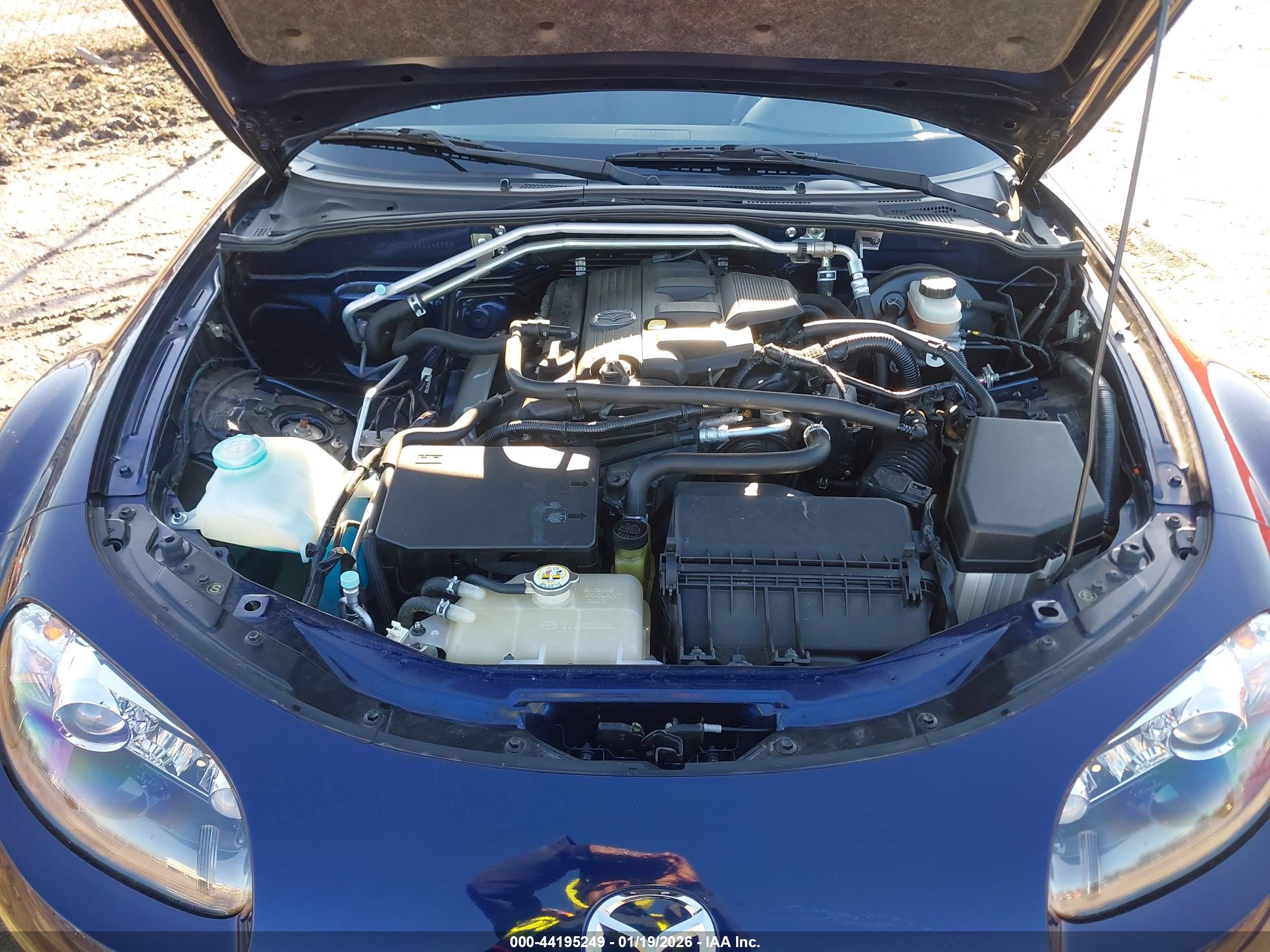 MAZDA MX-5 image 10