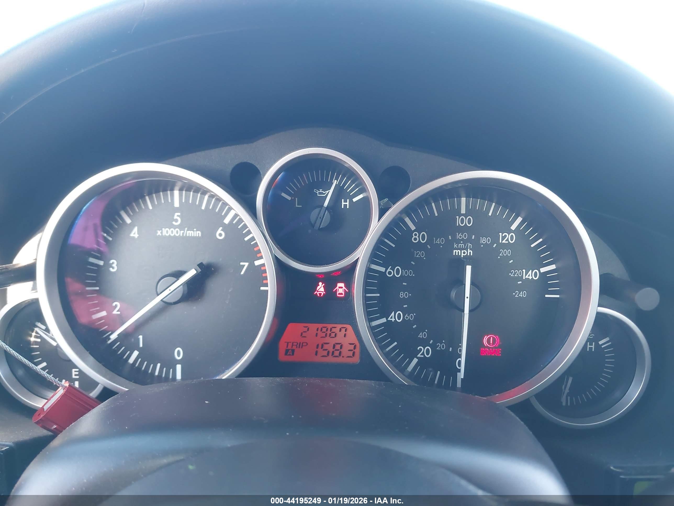 MAZDA MX-5 image 7
