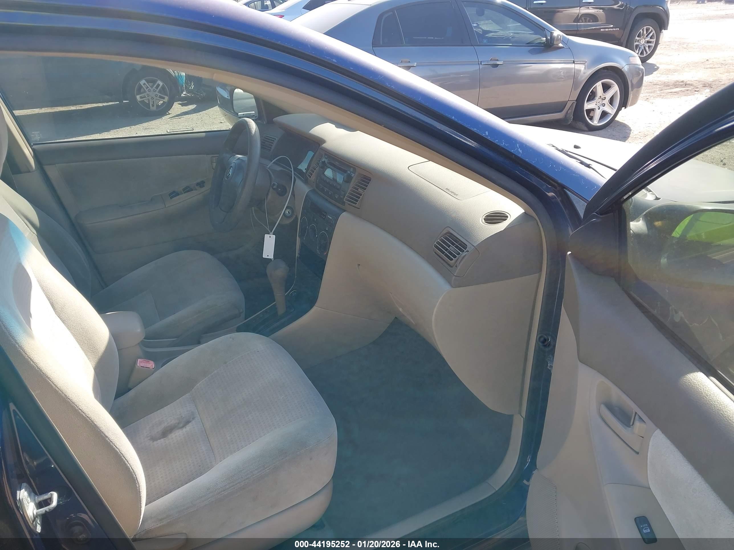 TOYOTA COROLLA image 5